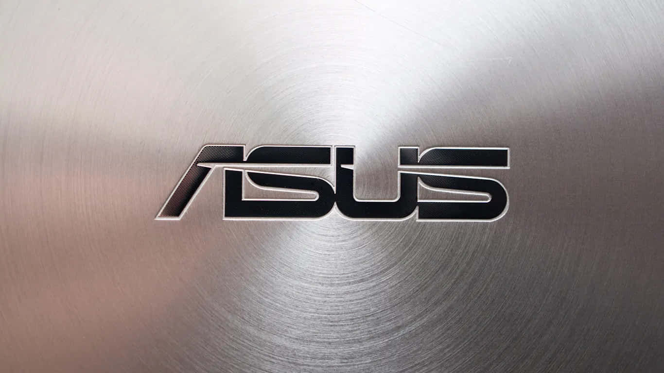拉絲金屬表面上的 ASUS 標誌