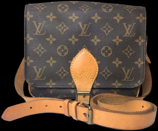 路易威登經典圖騰帆布包 壁紙 — 經典棕色 Louis Vuitton 字母組合帆布單肩包，配以棕褐色皮革肩帶和扣環，黑色背景。