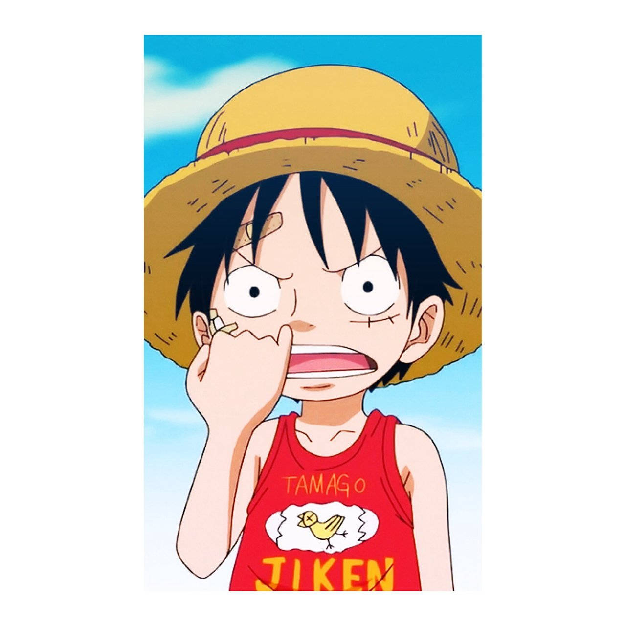 路飛搞笑挖鼻孔姿勢 壁紙 — 一個黑髮戴草帽的年輕動漫男孩，穿著紅色背心，在藍天下咬手指。