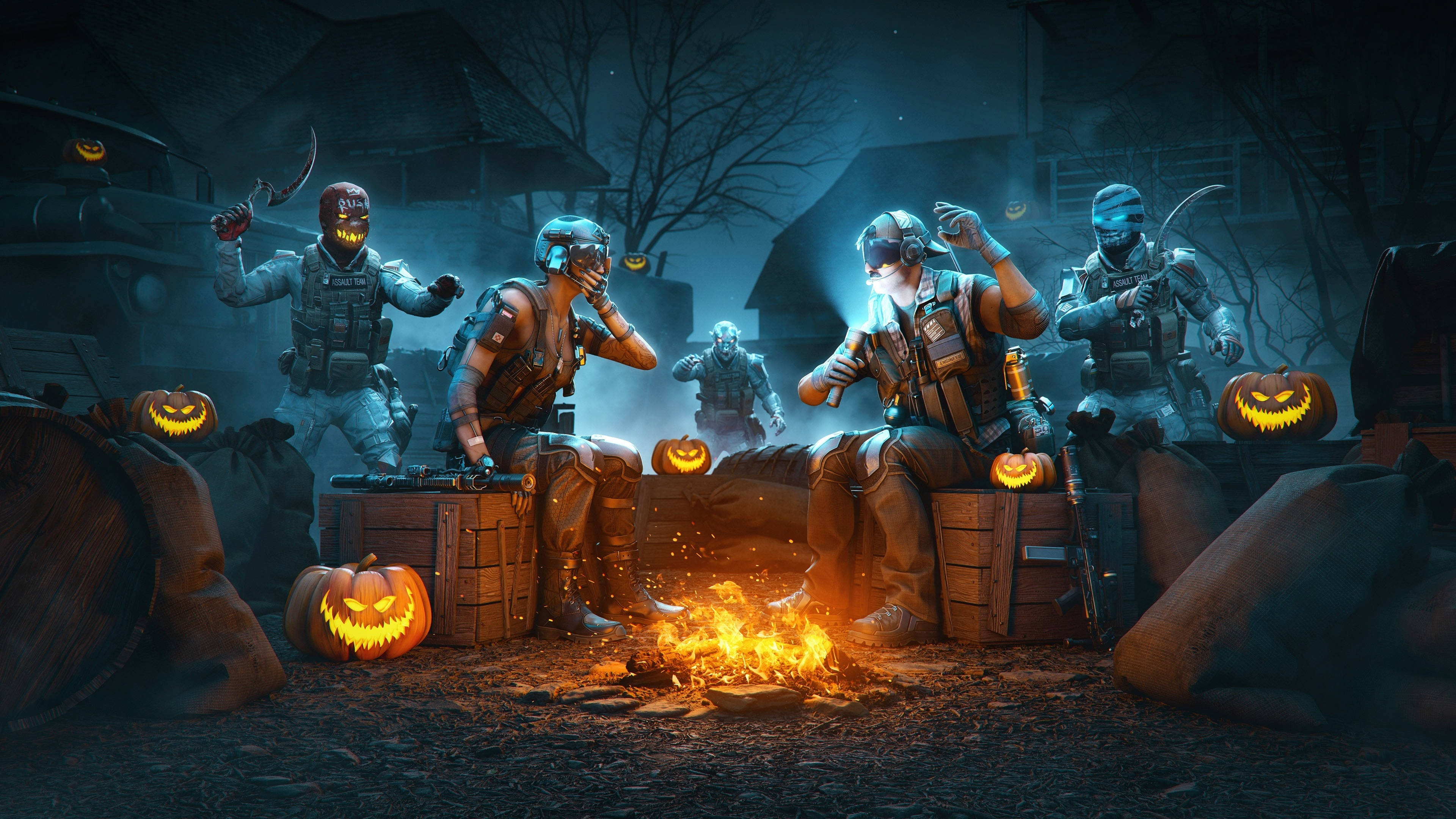 PUBG 桌布 壁紙 — 身穿戰術裝備的遊戲角色在黑暗詭異的夜空下，圍著營火和發光的南瓜燈聚集在一起。
