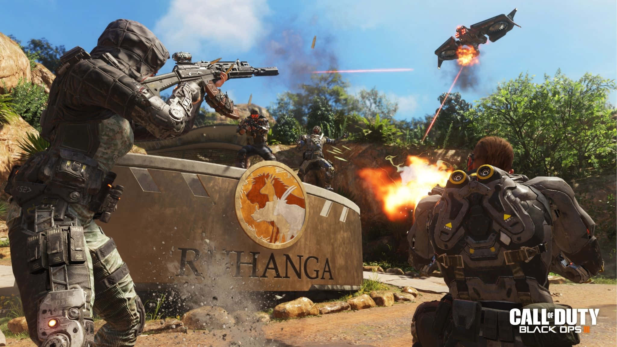 Black Ops 3 桌布 壁紙 — 身穿未來裝甲的士兵在爆炸和飛行無人機中，於陽光普照的叢林戰爭場景中戰鬥。