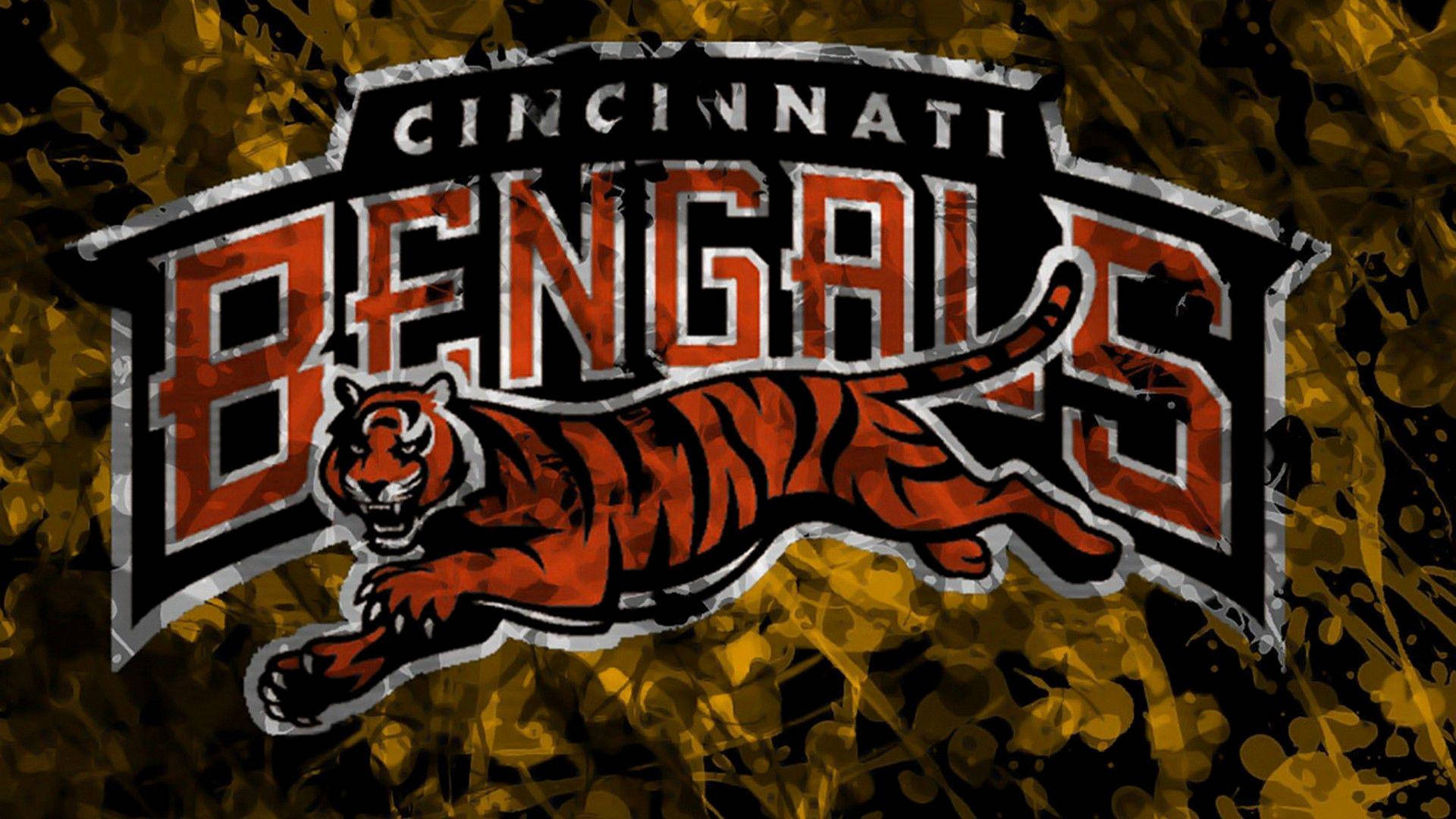Cincinnati Bengals 標誌，上面有跳躍嘅老虎，背景係有紋理嘅金色同黑色。