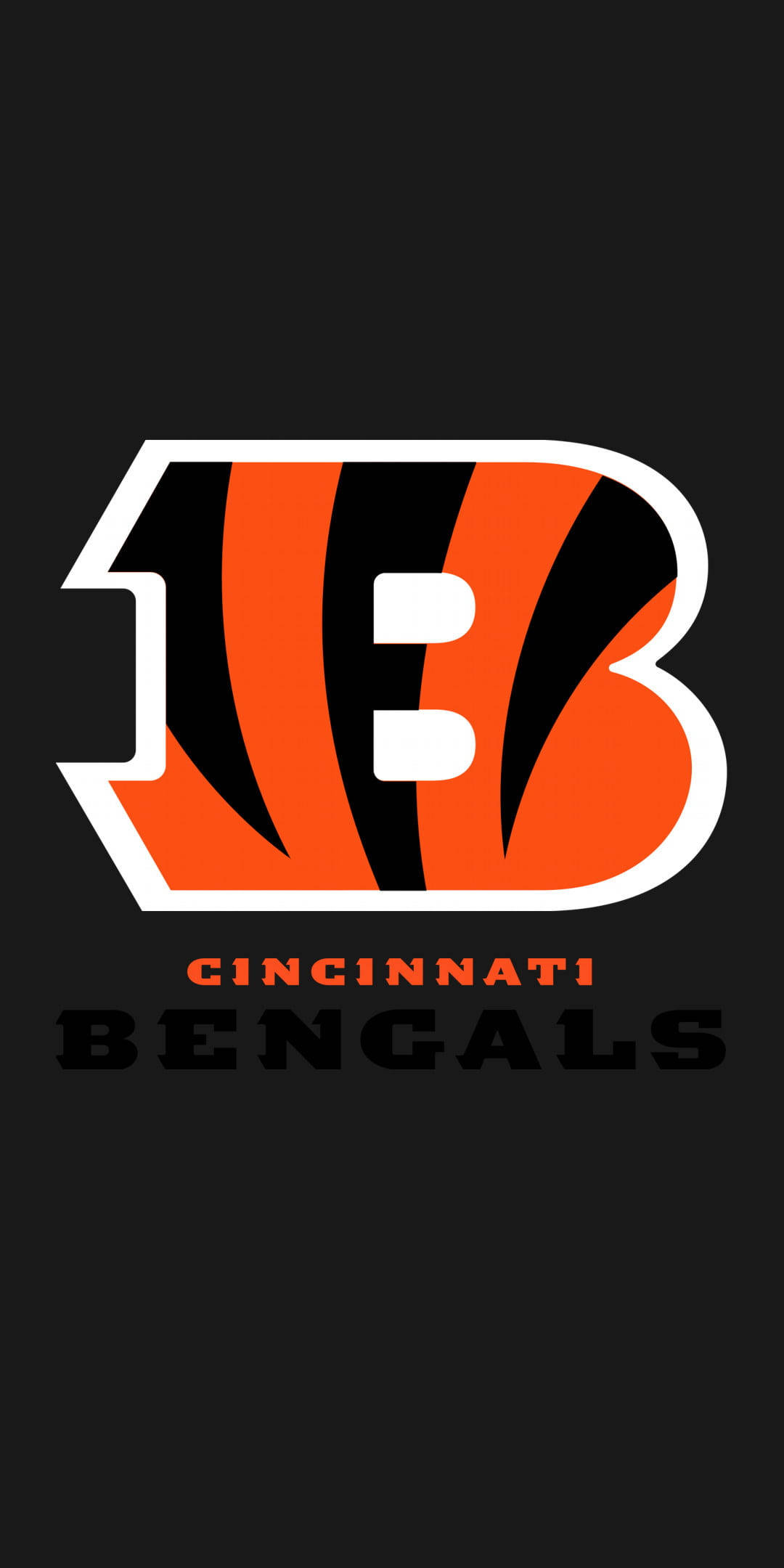 辛辛那提猛虎隊 NFL 隊徽 壁紙 — 大膽嘅辛辛那提猛虎隊標誌，帶有橙色黑色老虎條紋同白色輪廓，背景係黑色。