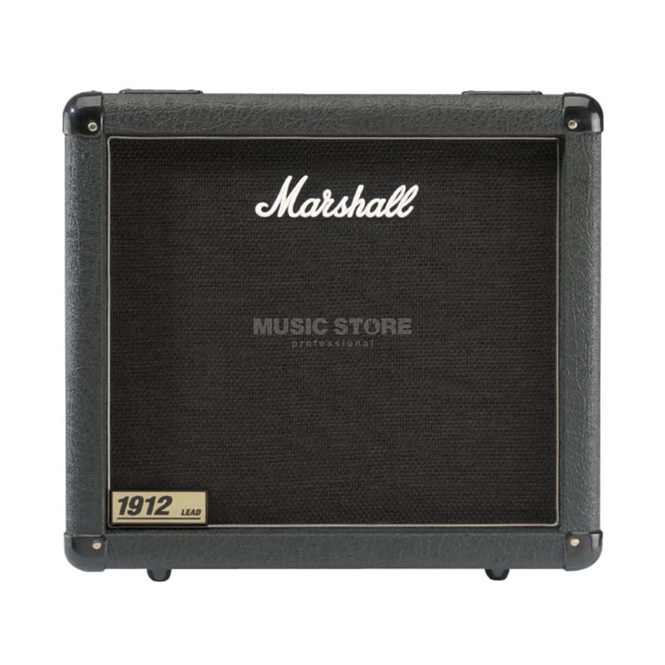 黑色Marshall 1914 Lead結他擴音器，帶白色標誌和金色面板。