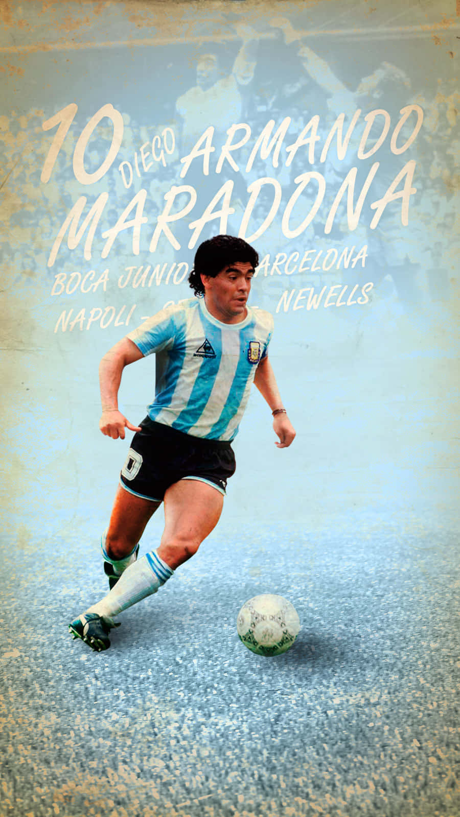 Diego Maradona 以復古風格盤帶足球，並帶有文字疊加。