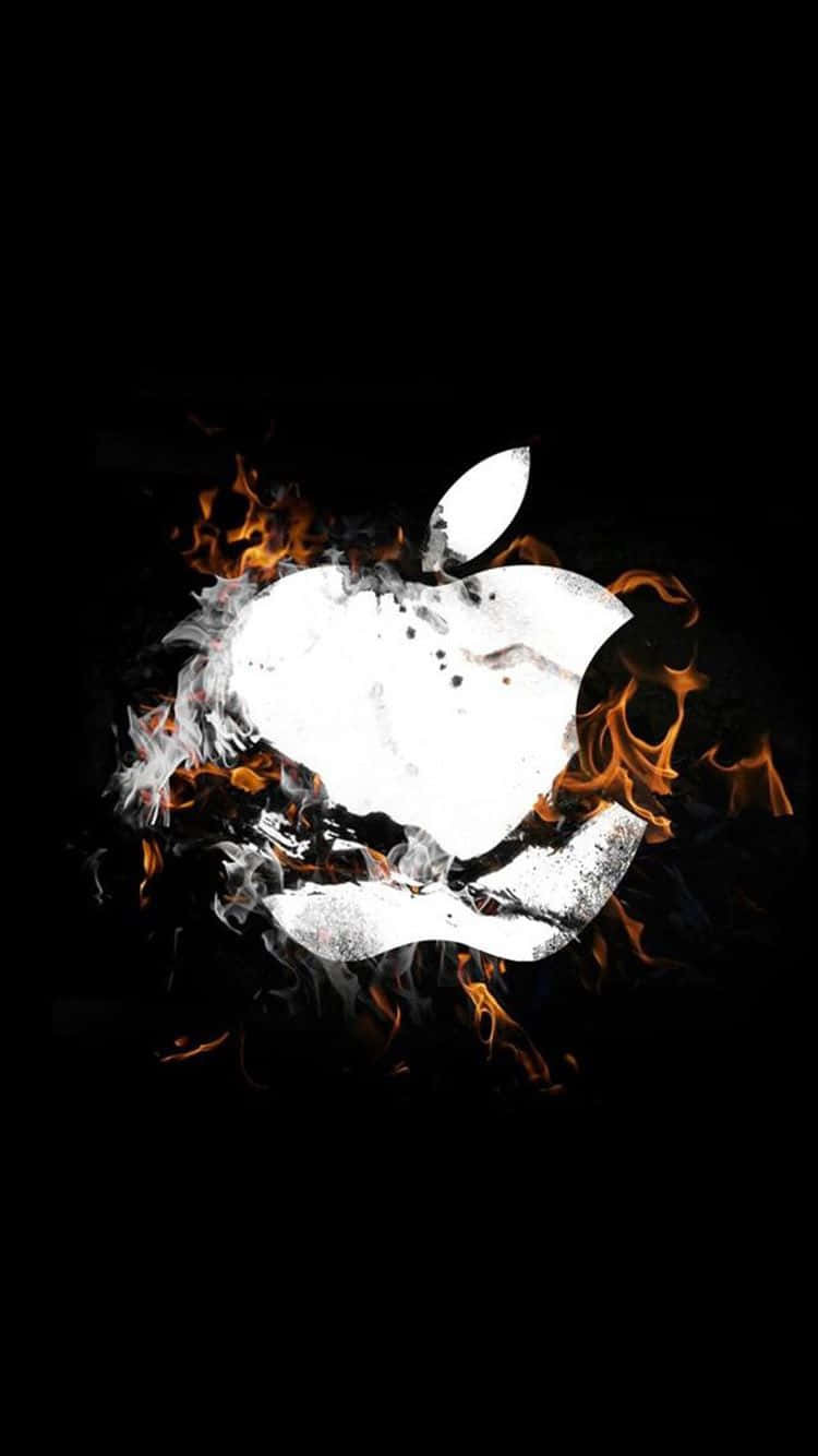 黑色背景上被火焰吞噬的Apple標誌