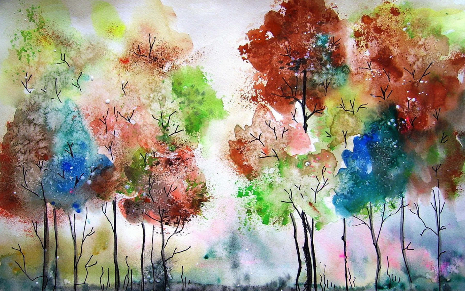 迷人且生動的水彩風景 壁紙 — 充滿活力的水彩樹木，帶有飛濺的秋日色調，映襯著柔和的天空。
