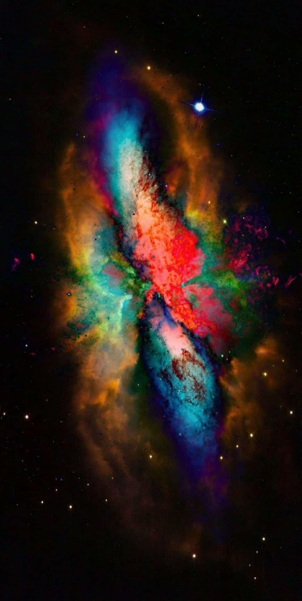 充滿活力的宇宙星雲，在繁星點點的黑色背景上旋轉著紅色、藍色和金色的雲層。