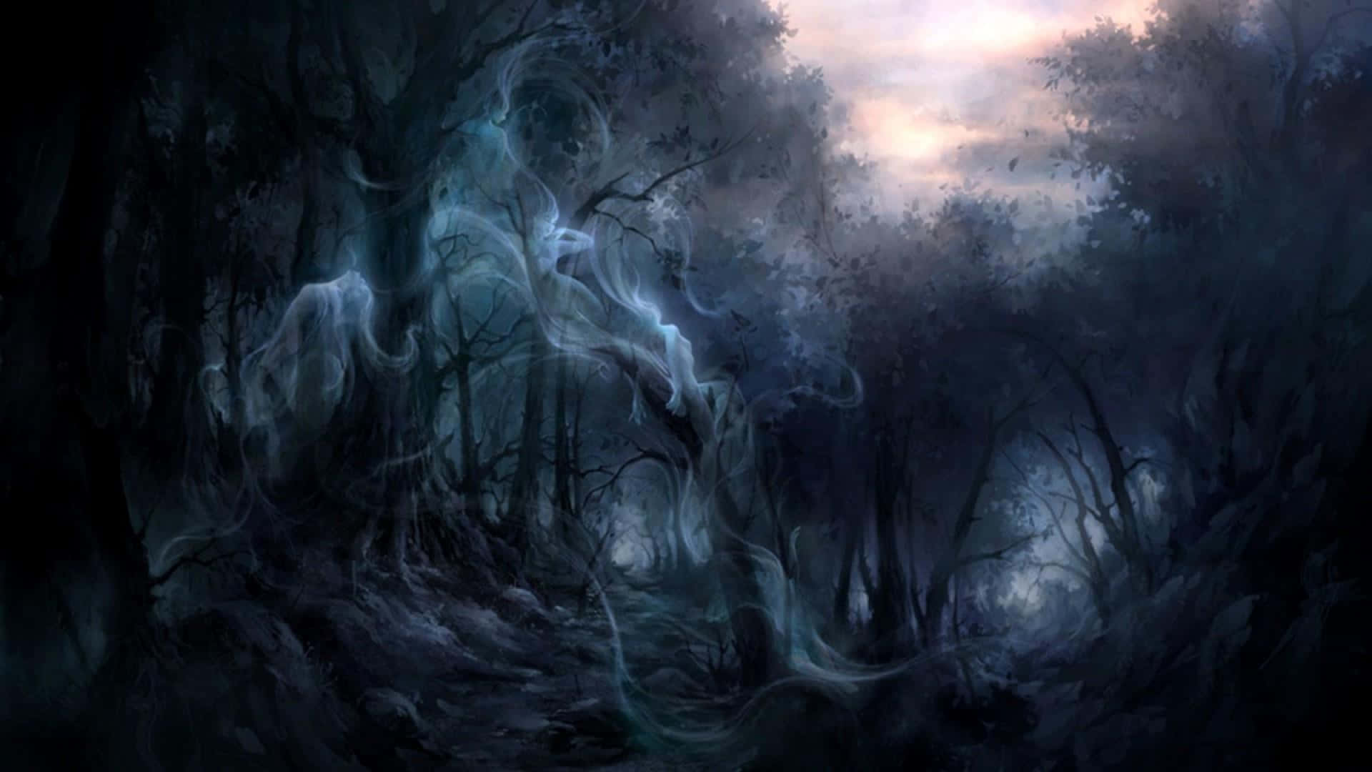 Enchanting 桌布 壁紙 — 迷霧般的鬼影在暮色天空下的黑暗陰森森林中飄蕩。