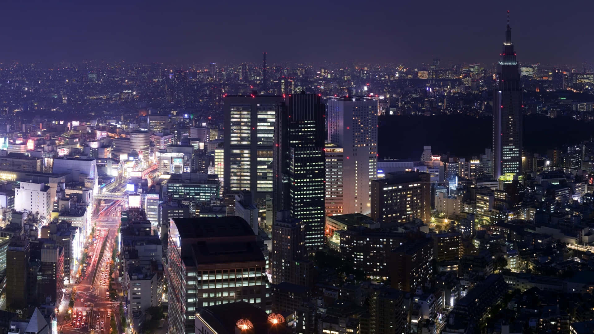 東京夜景，燈光璀璨，高樓林立。