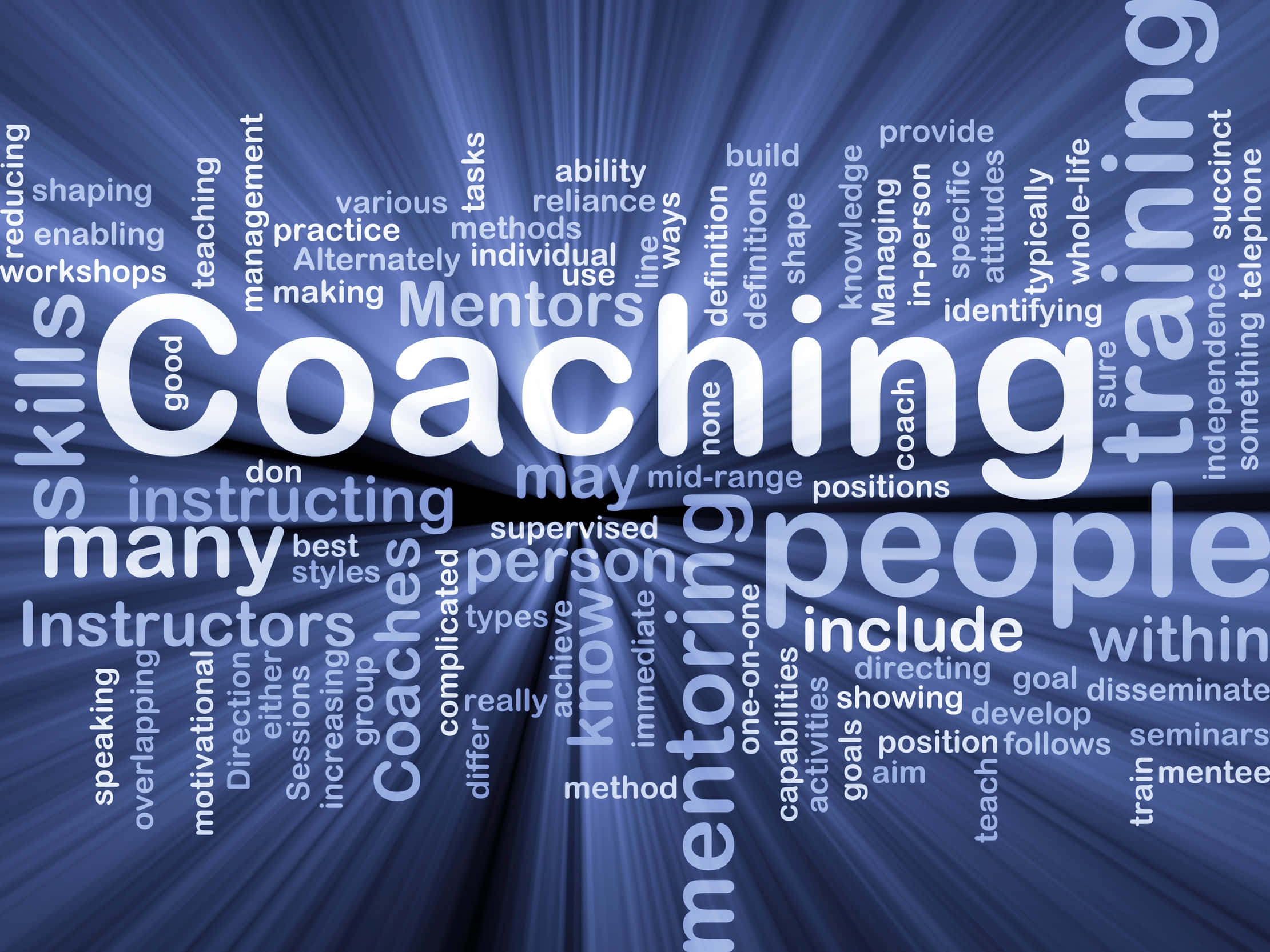 透過 Coaching 開啟更好的自己 壁紙 — 一個動態的藍色放射狀爆發背景，帶有與教練、指導和培訓相關的白色文字詞語。