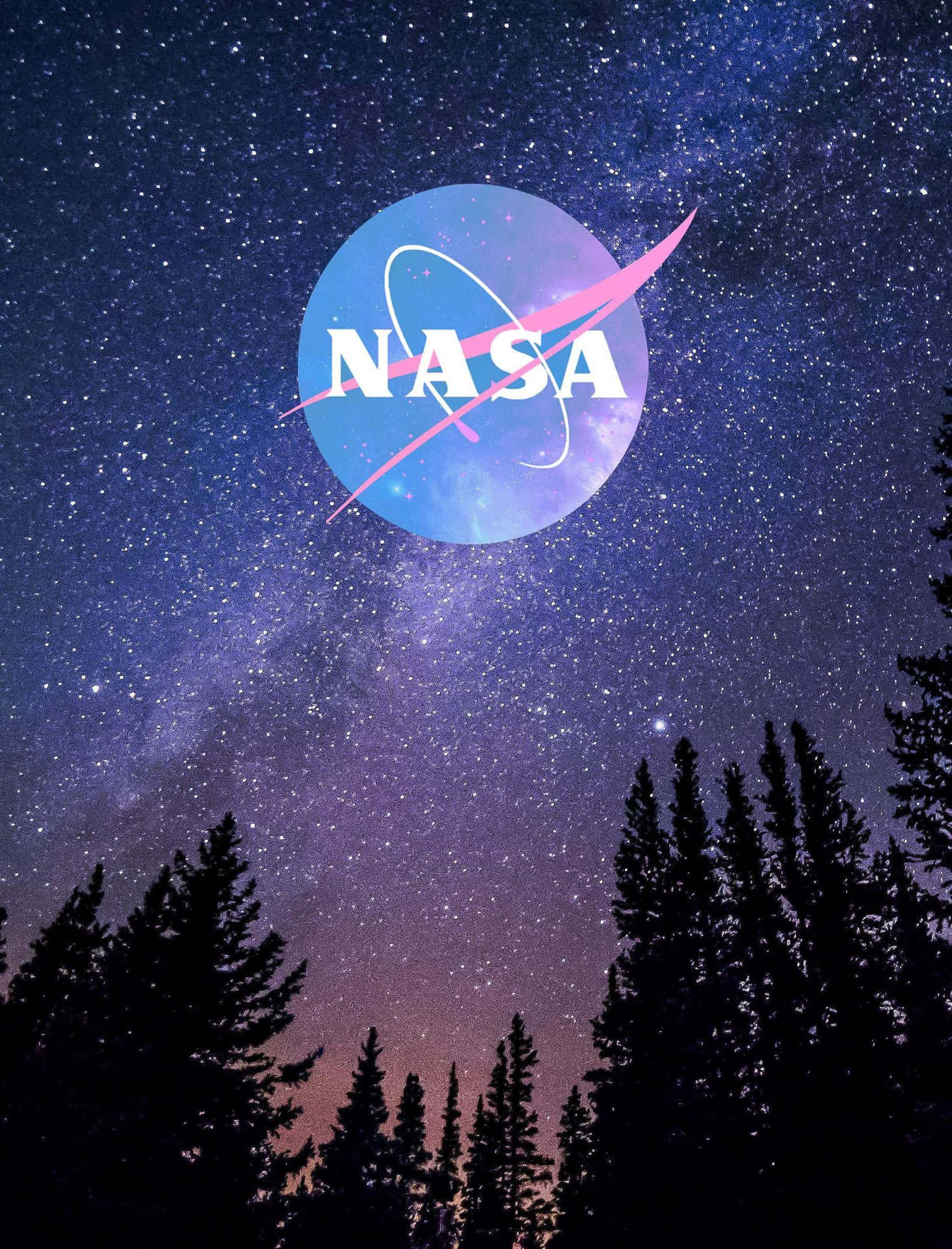 NASA標誌在星空夜空背景下，松樹剪影。