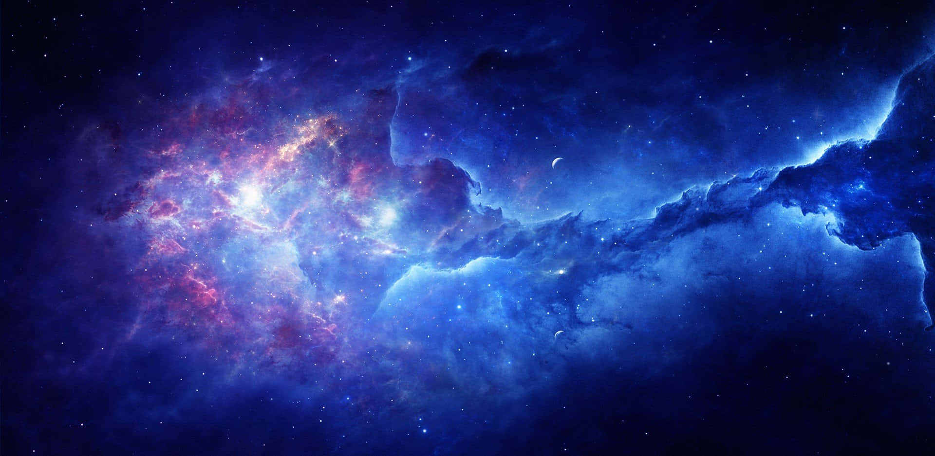 充滿活力的宇宙星雲，藍色和粉紅色的雲在深空星群中發光。