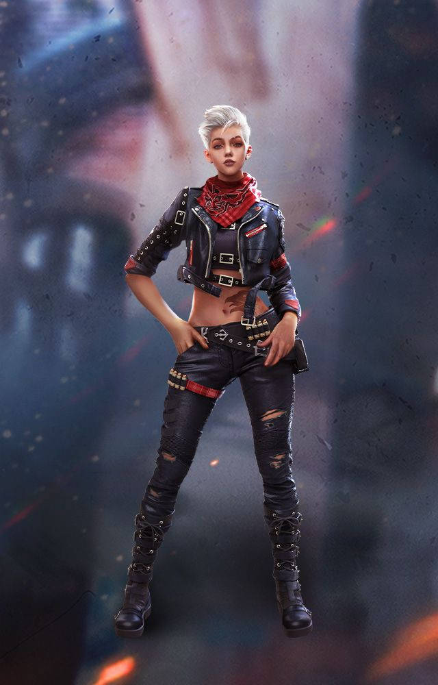 遊戲女王 Notora — Free Fire 勇猛登場 壁紙 — 一個兇猛的龐克女人，短銀髮和紅色頭巾，自信地站在黑暗骯髒的城市環境中。