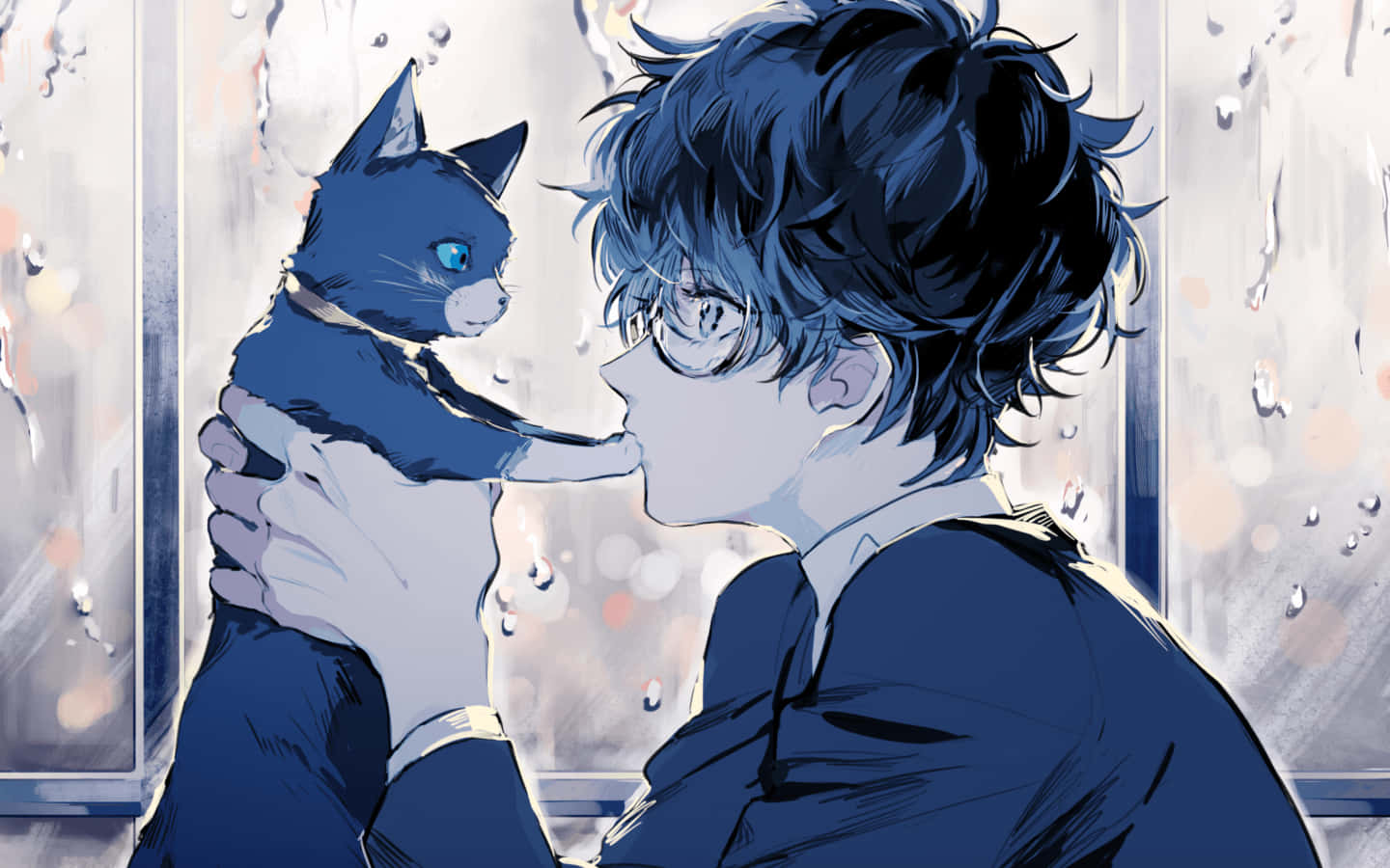 適合動漫迷的可愛動漫男孩插畫 壁紙 — 一位戴眼鏡的年輕男子在雨窗前溫柔地抱著一隻藍貓，窗外有模糊的燈光。