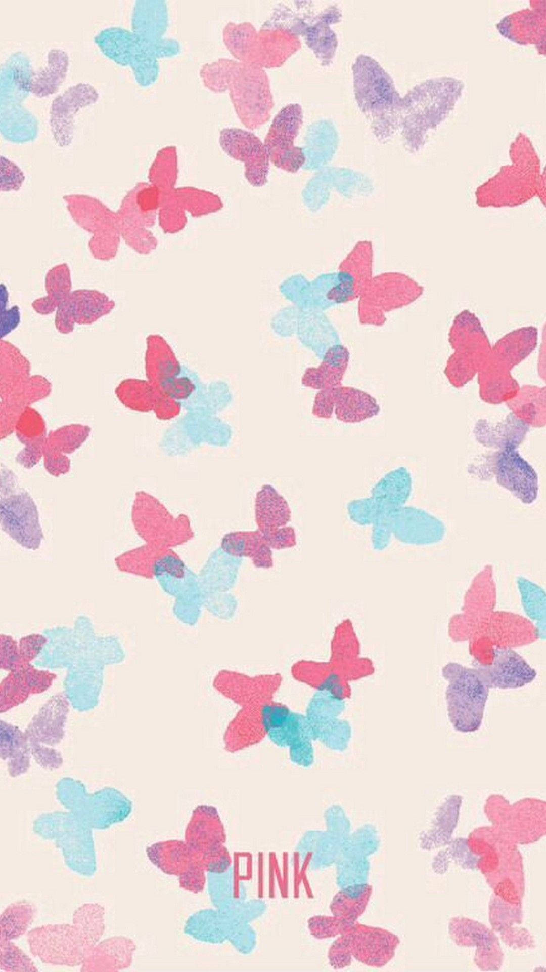 粉紅色、藍色和紫色的柔和蝴蝶在奶油色水彩背景上飄浮。