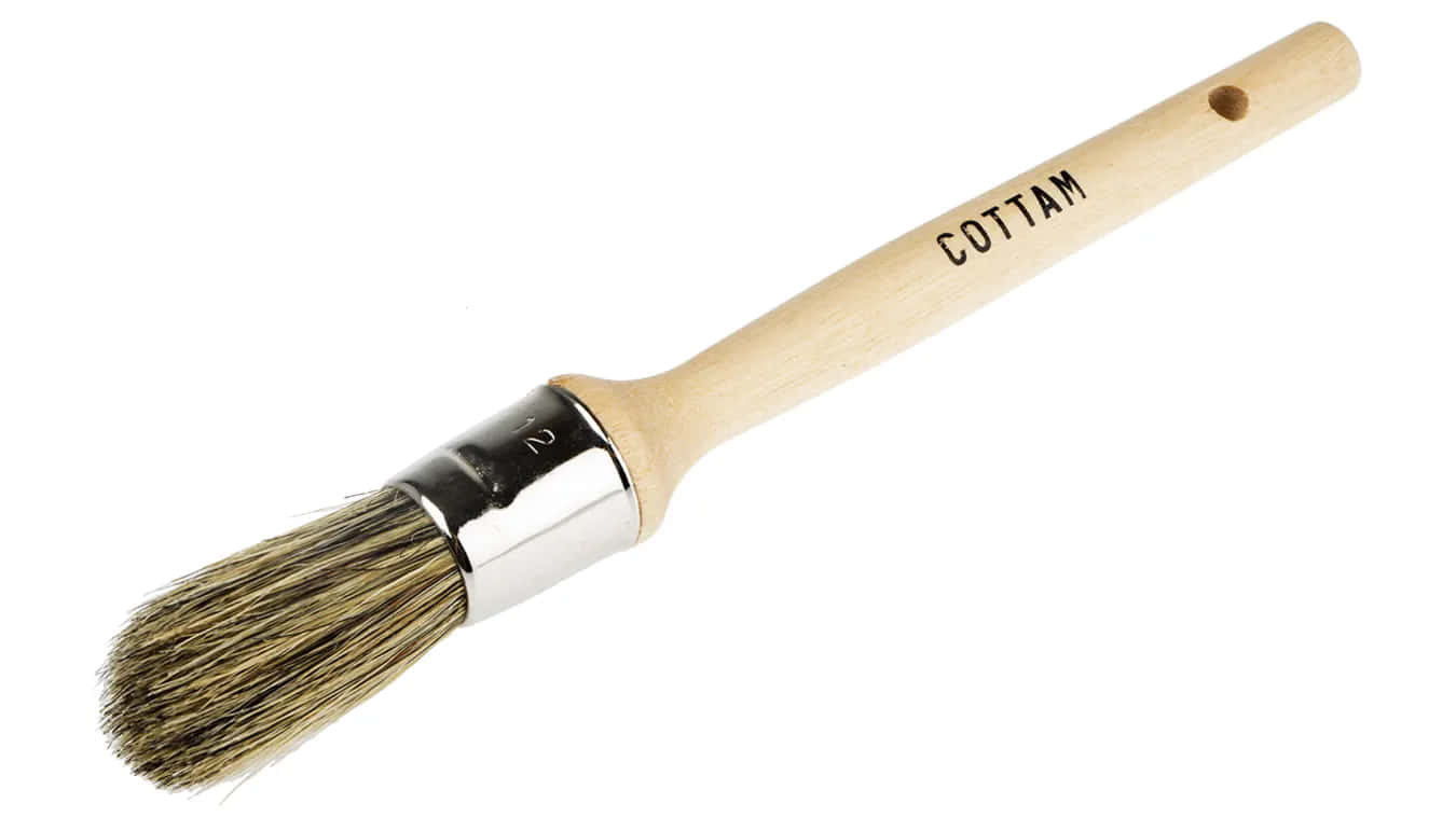 帶有木柄和金屬套圈的 Cottam 油漆刷。