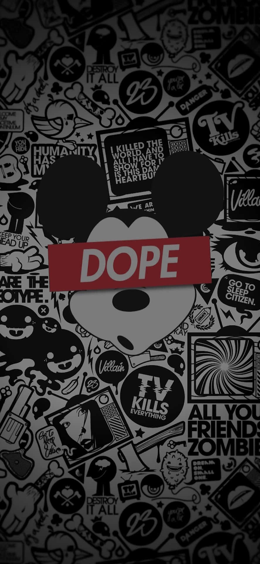 米奇老鼠頭與「DOPE」橫幅，覆蓋在混亂的流行文化貼紙拼貼畫上。
