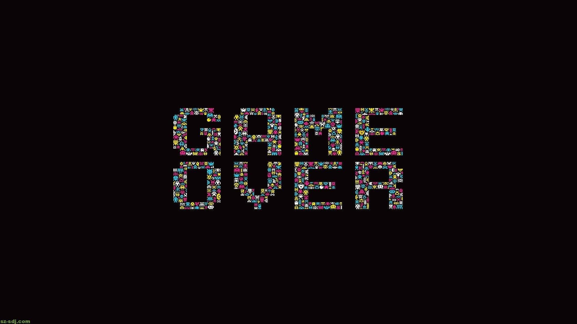 酷炫復古遊戲結束 壁紙 — 粗體「GAME OVER」文字由色彩繽紛的像素化遊戲圖標組成，背景為純黑色。