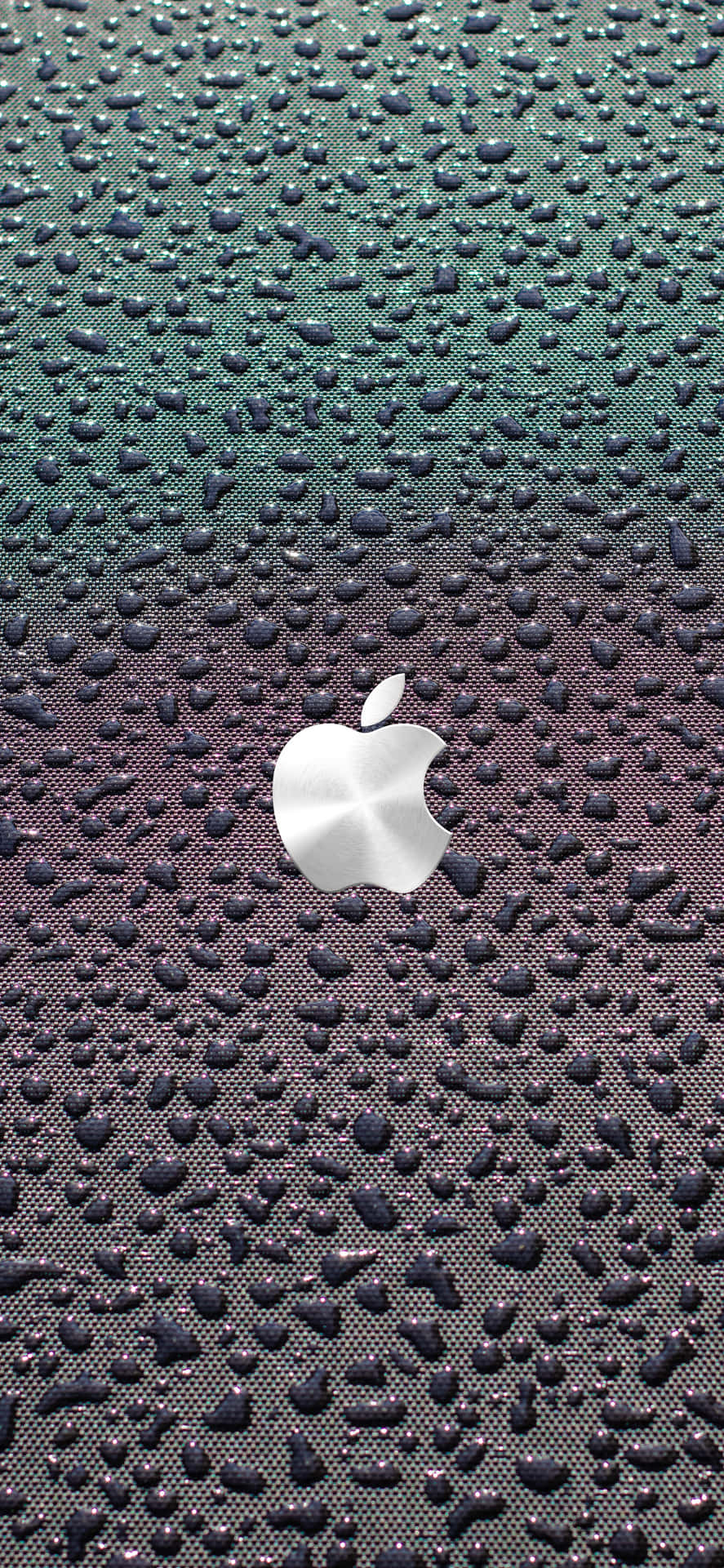喺深色紋理背景上帶有雨滴嘅Apple標誌