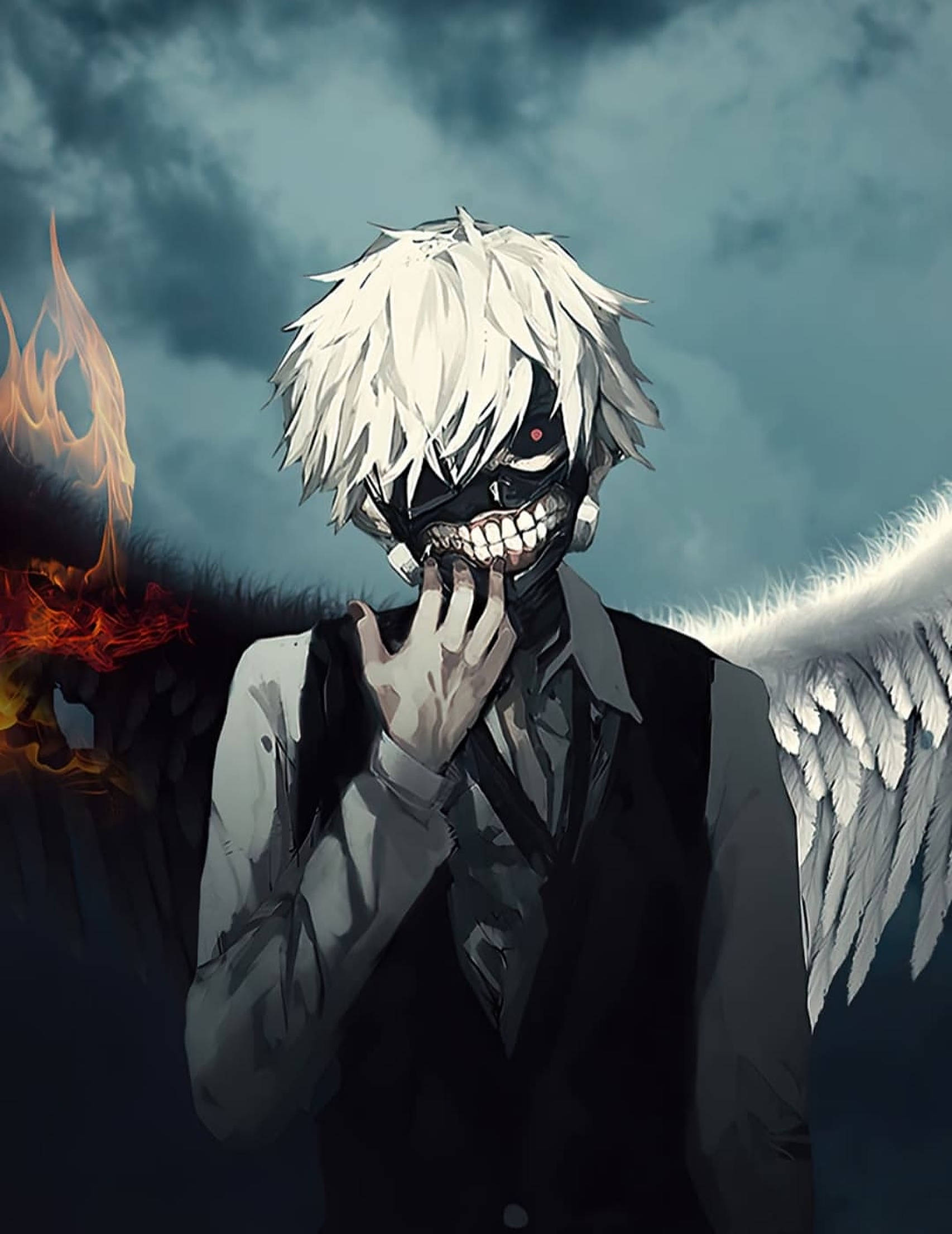 酷炫頭像：金凱（Tokyo Ghoul） 壁紙 — 一個帶有白髮和骷髏臉的威脅性動漫角色捂住嘴巴，火焰翅膀與天使翅膀在暴風雨的天空中碰撞。