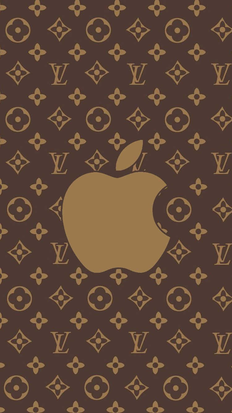 金色Apple標誌在棕色Louis Vuitton monogram背景上。