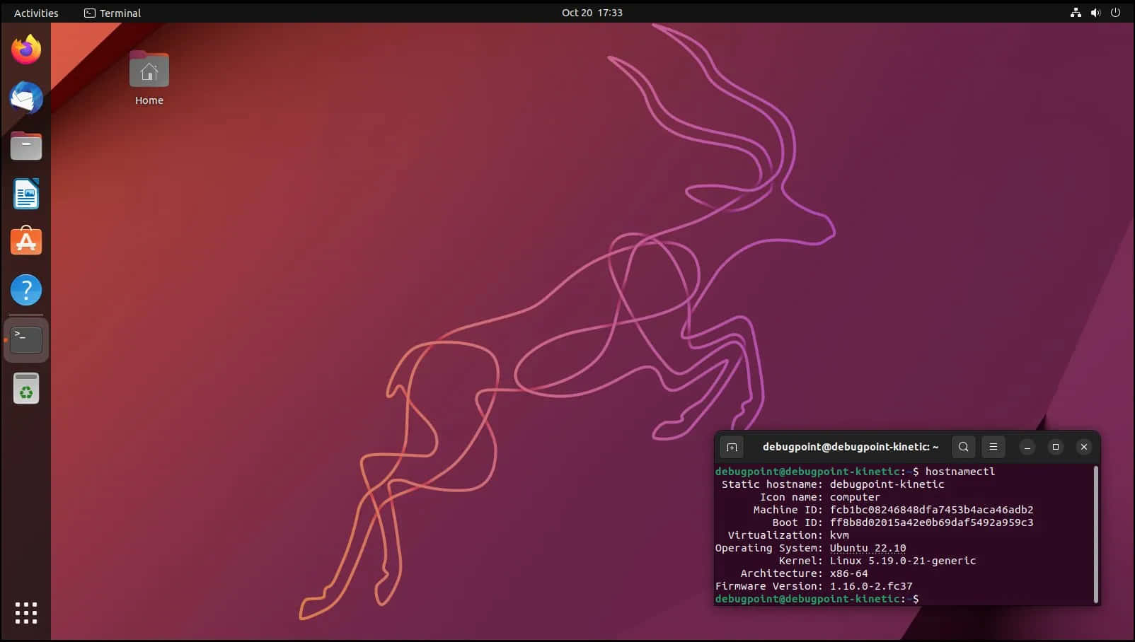 帶有終端視窗和發光鹿剪影桌面的Linux桌面。