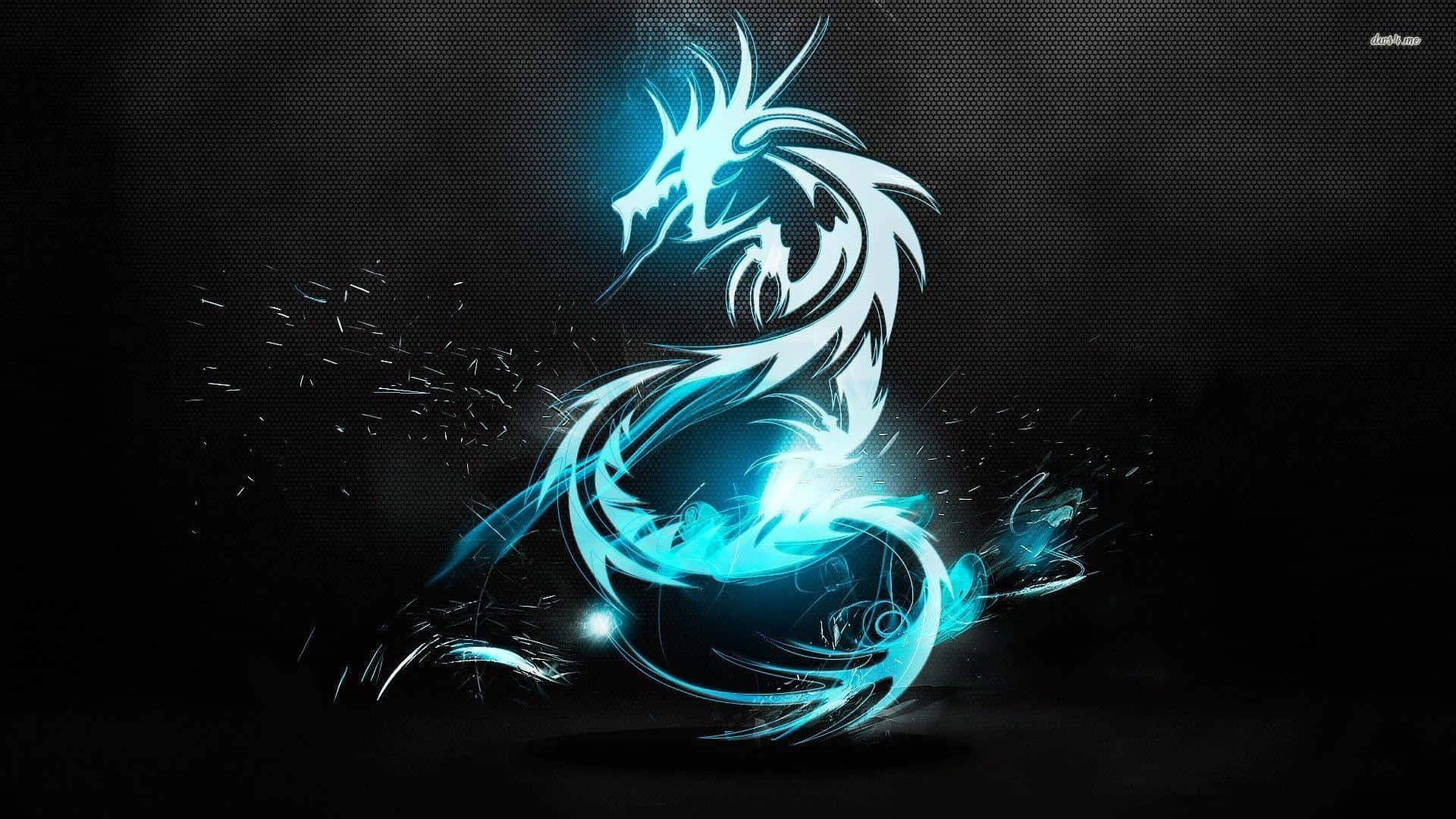 釋放神龍之力 壁紙 — 一條發光的藍色龍帶着電火花，在深色紋理背景上動態旋轉。