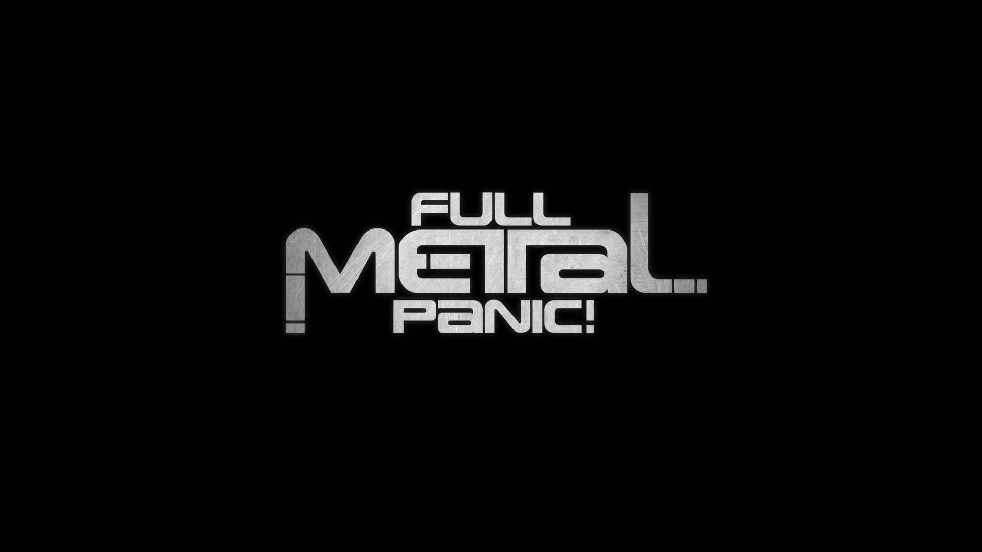 金屬風《全金屬狂潮》海報 壁紙 — Full Metal Panic 標誌在純黑背景上以金屬銀色發光，搭配銳利的幾何字體。