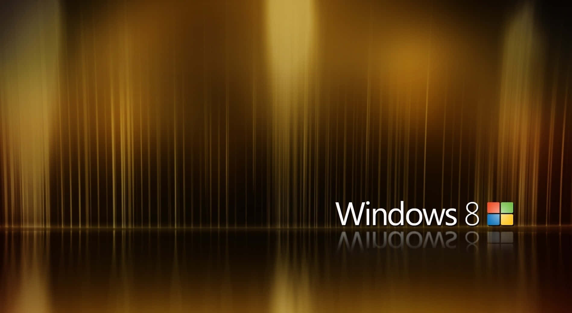 Windows 8 桌布 壁紙 — 金色垂直光線照亮反射表面，中央放置 Windows 8 標誌。