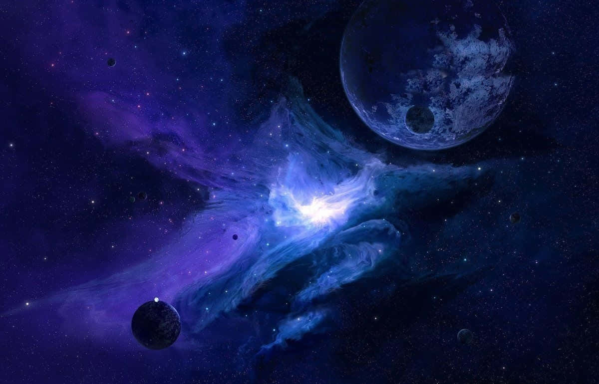 充滿活力的藍色和紫色星雲，行星漂浮在滿天星辰的空間中。