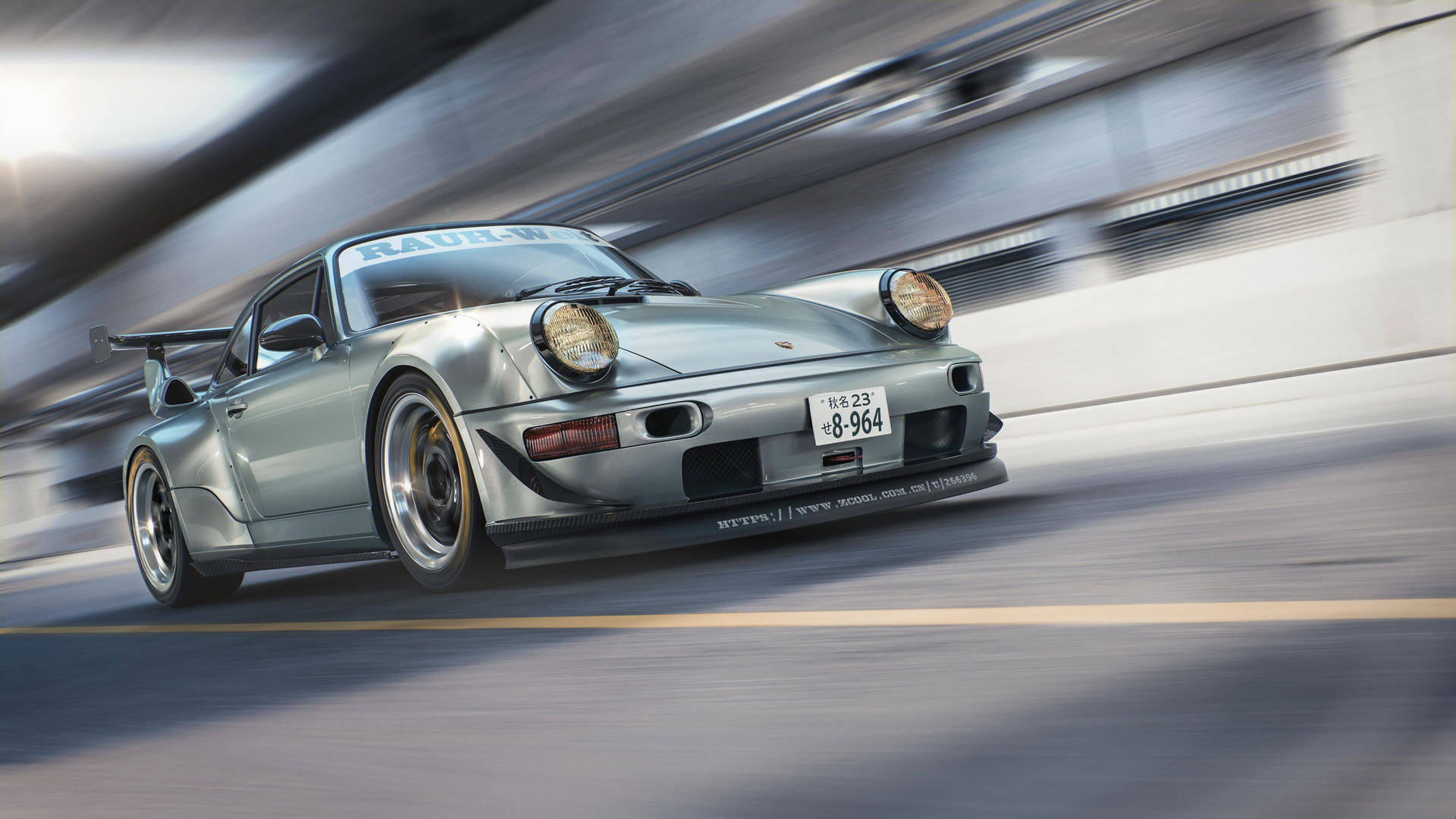 銀色保時捷911 Turbo在城巿街道上奔馳，帶有動態模糊效果。