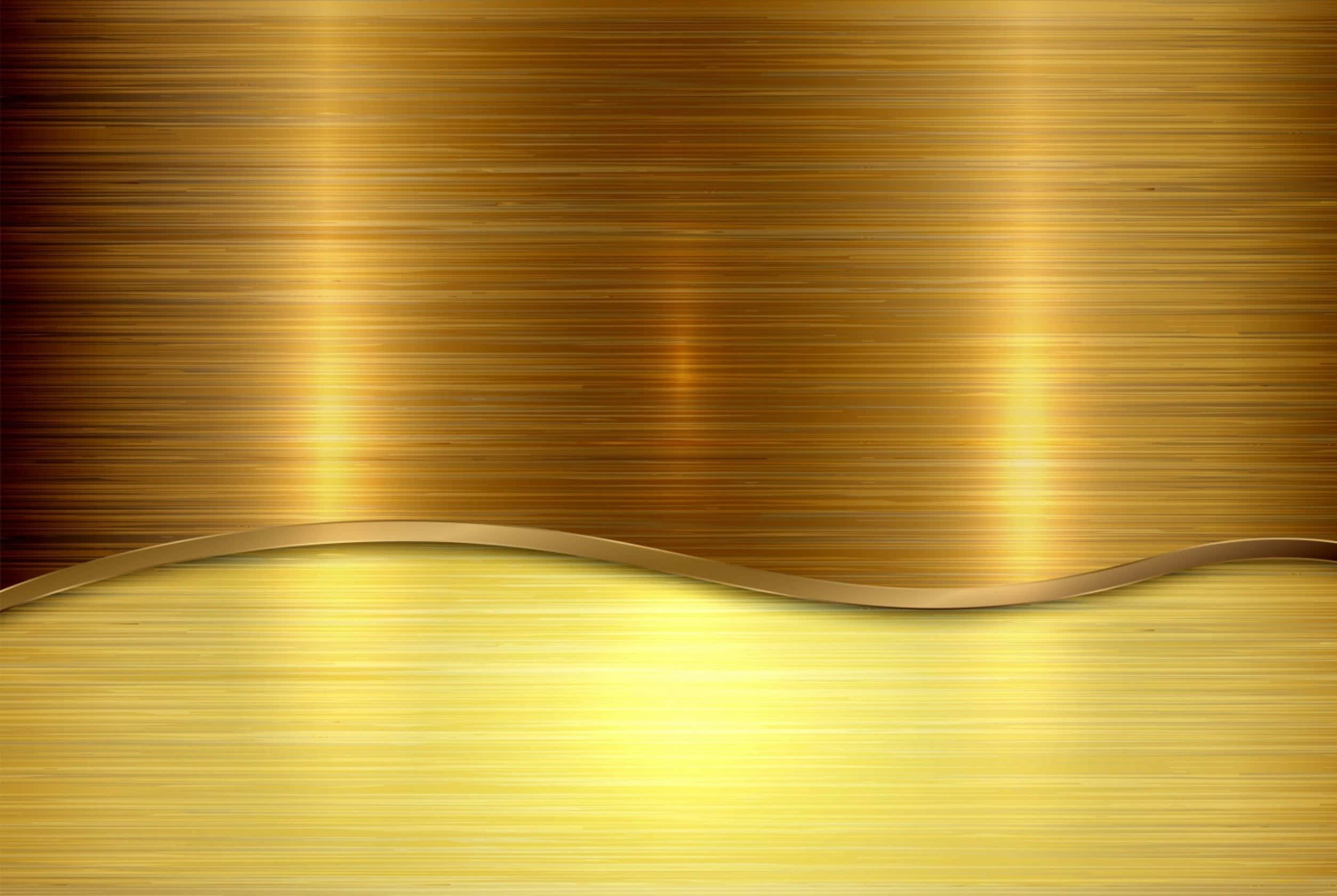 銅金雙色波浪背景 壁紙 — 金色拉絲金屬表面，帶有發光的垂直高光和光滑的曲線波浪分隔線。
