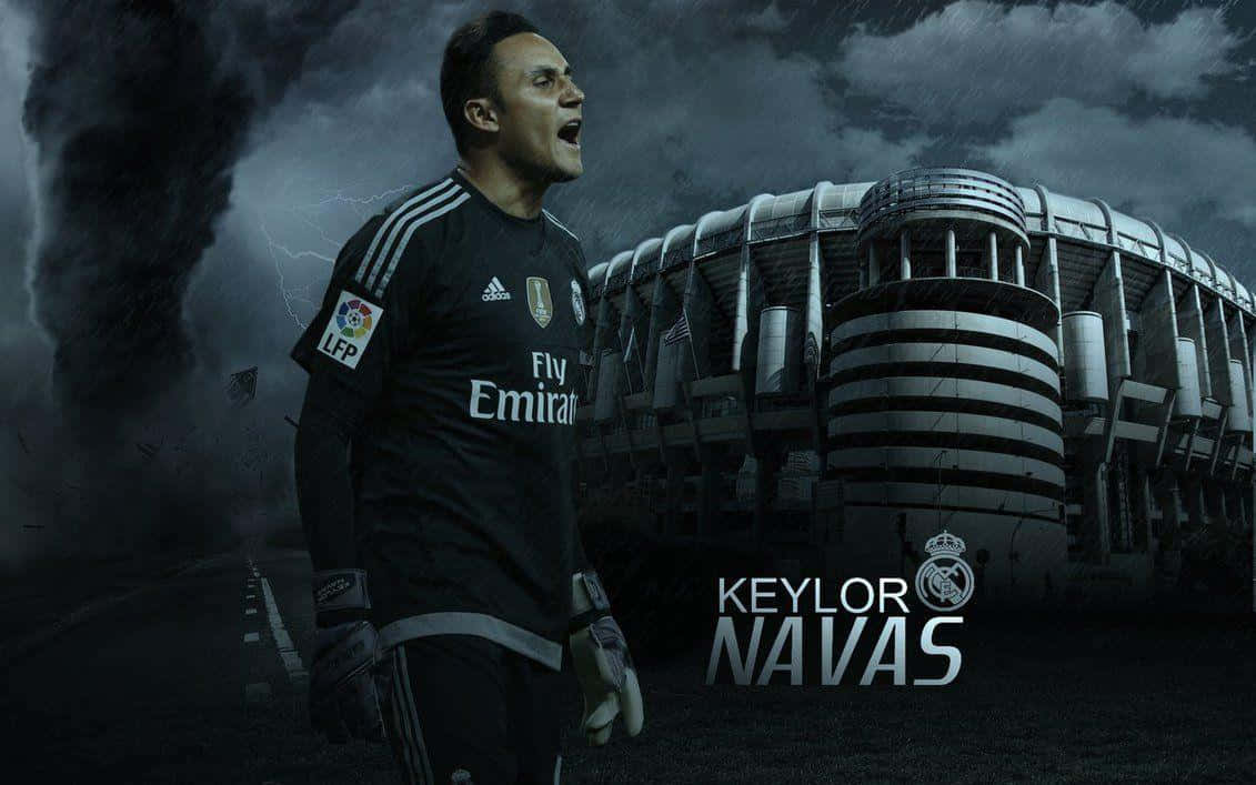 Keylor Navas 桌布 壁紙 — 門將基羅·拿華斯在雷電交加、烏雲翻滾的暴風雨球場中咆哮。