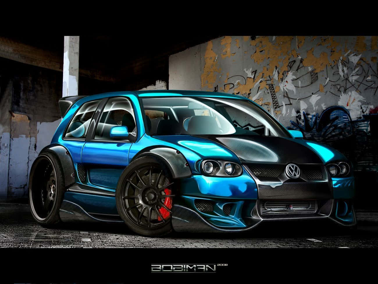 在佈滿塗鴉的車庫中，一輛定製藍色福士 Golf R32 帶有碳纖維部件。