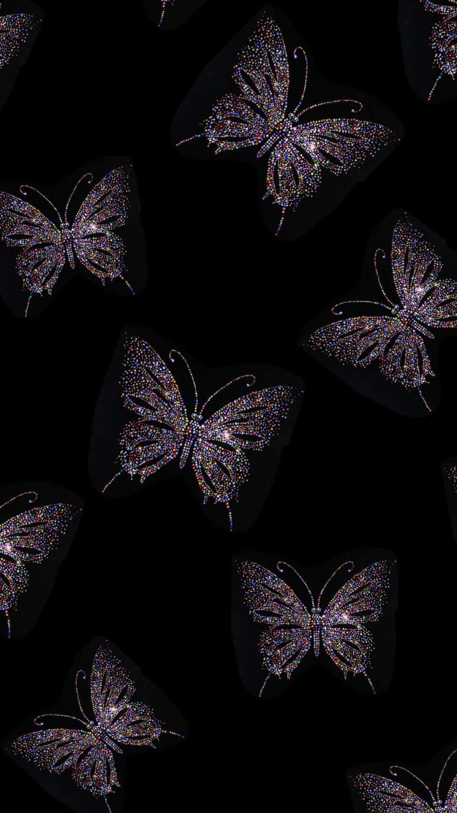 Dark Butterfly 桌布 壁紙 — 閃爍的閃粉蝴蝶在深黑色背景上以重複圖案漂浮。