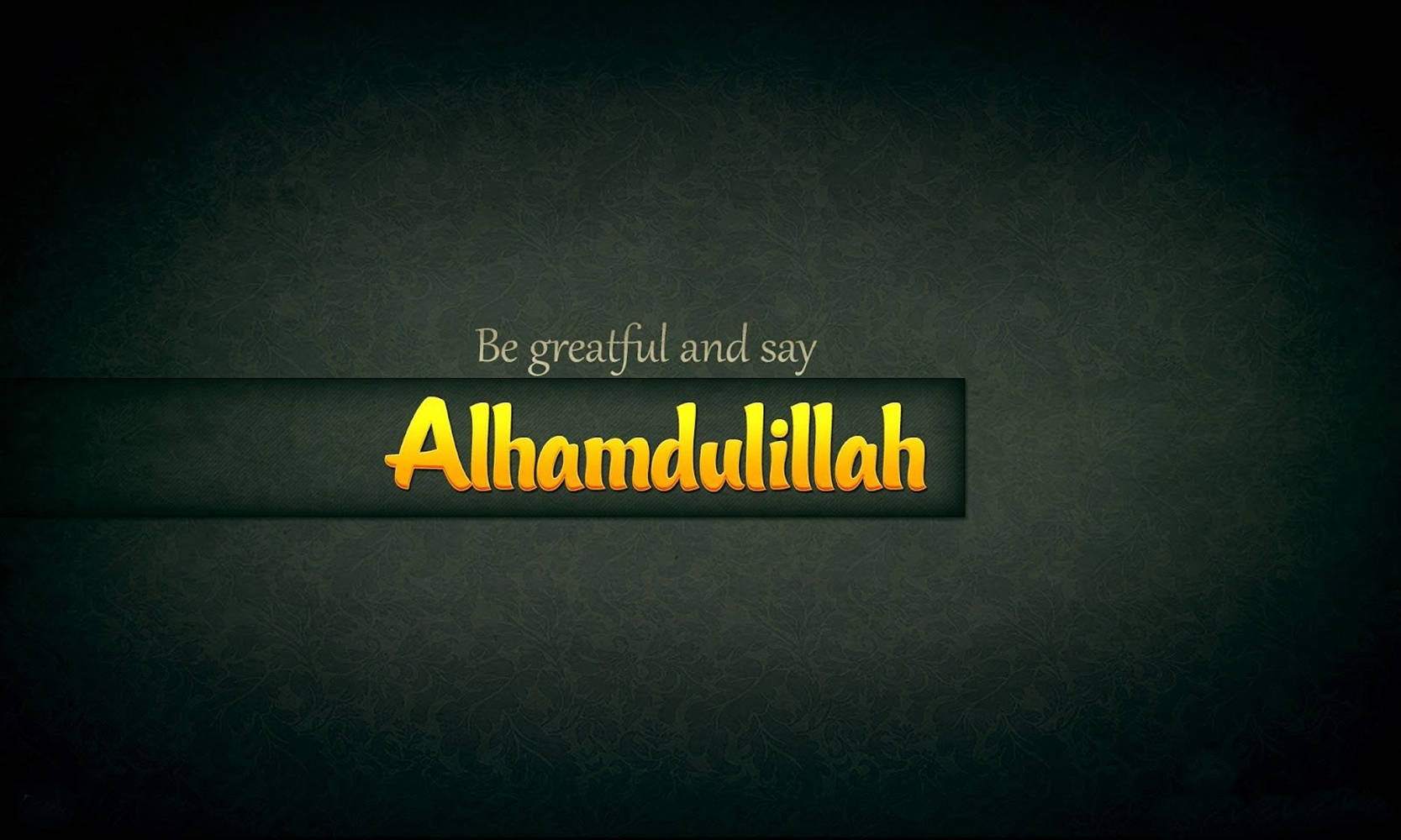 深色紋理背景上顯示「Alhamdulillah」的金色文字