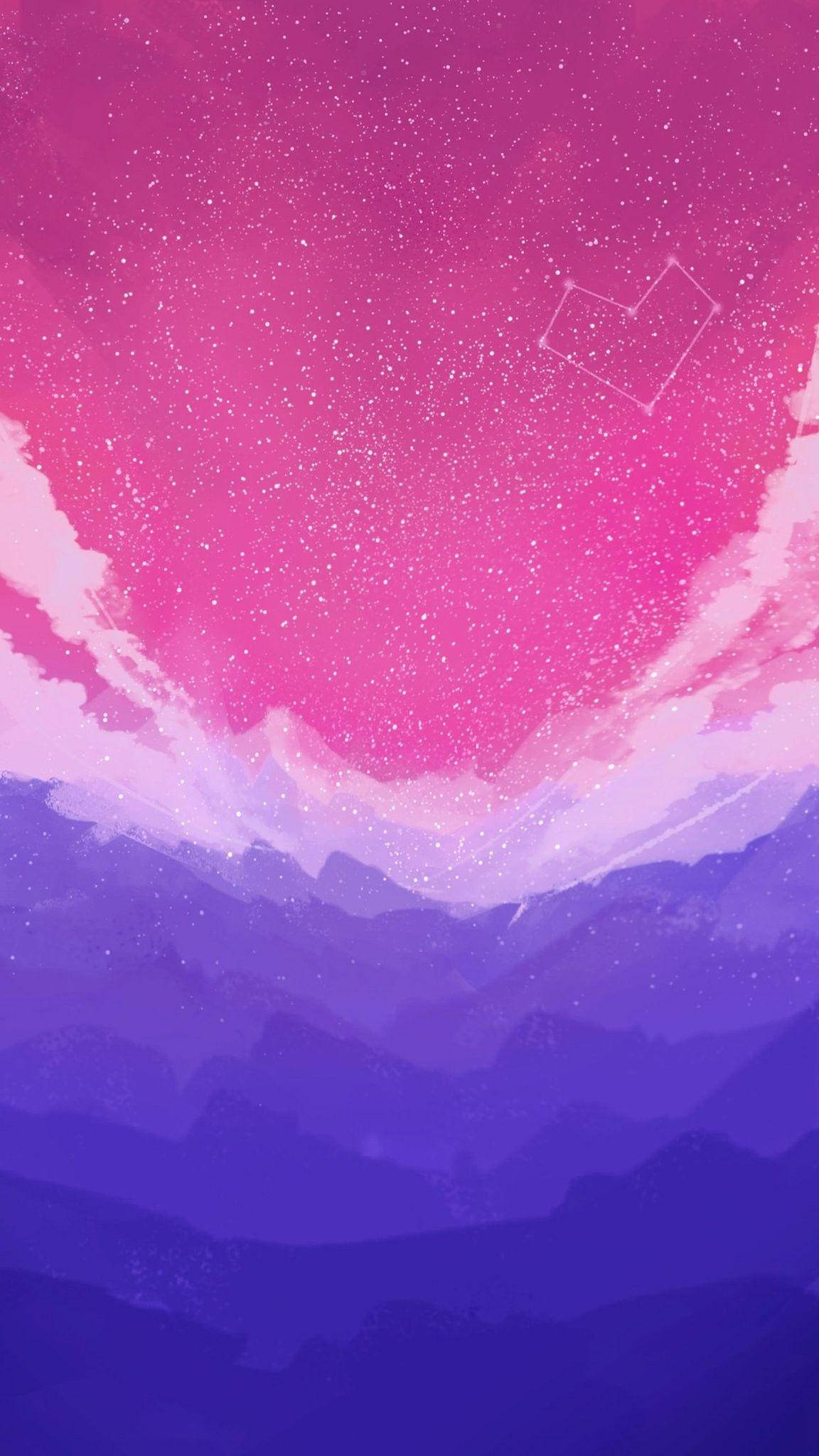 雙性戀美學粉紅天空 壁紙 — 夢幻的粉紅和紫色天空，心形星座懸浮在層疊的山巒剪影之上，下方是繁星點點。
