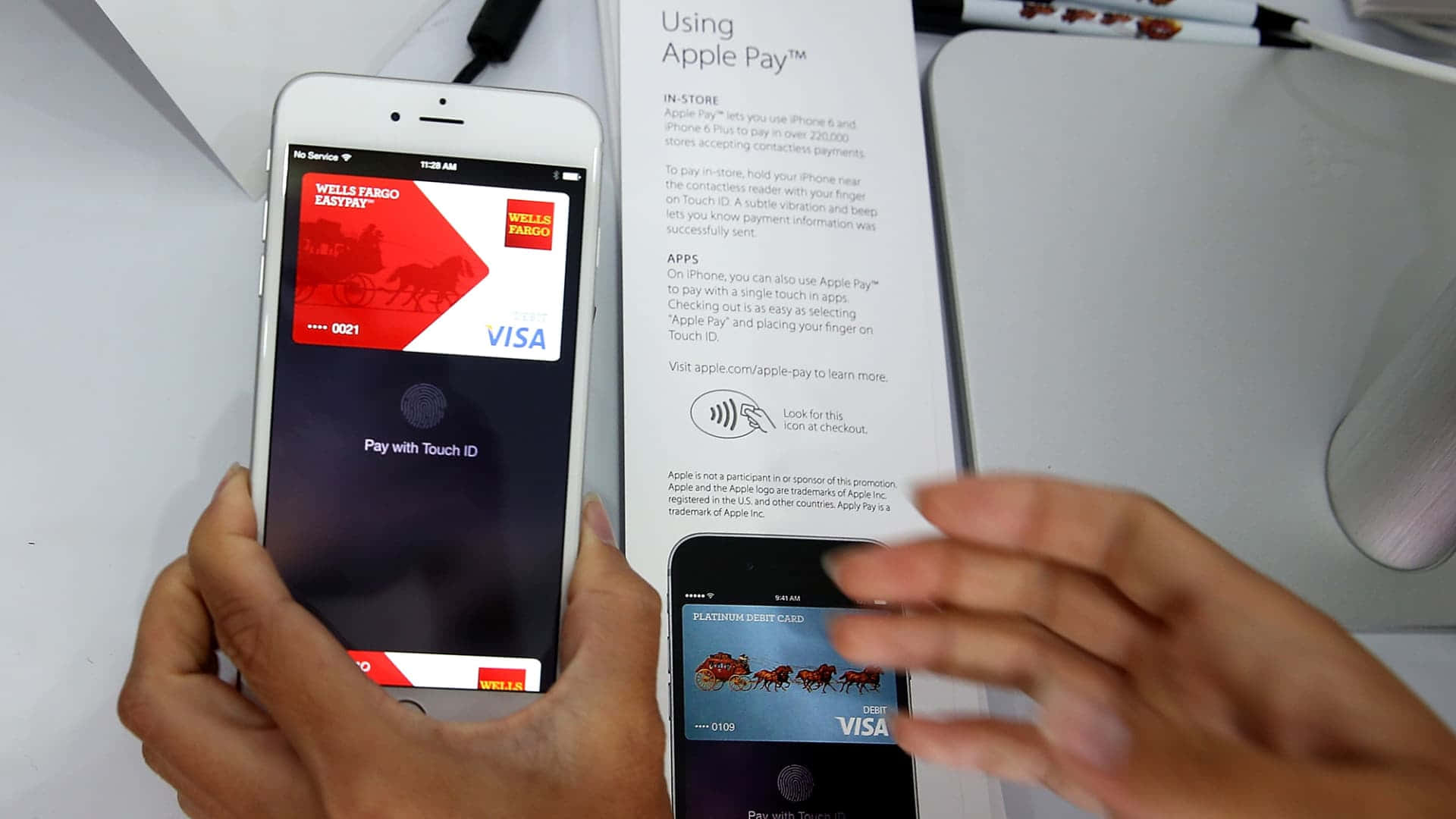 使用Wells Fargo Visa卡在iPhone上使用Apple Pay的人。 — 唔好掂我部iPad 壁紙