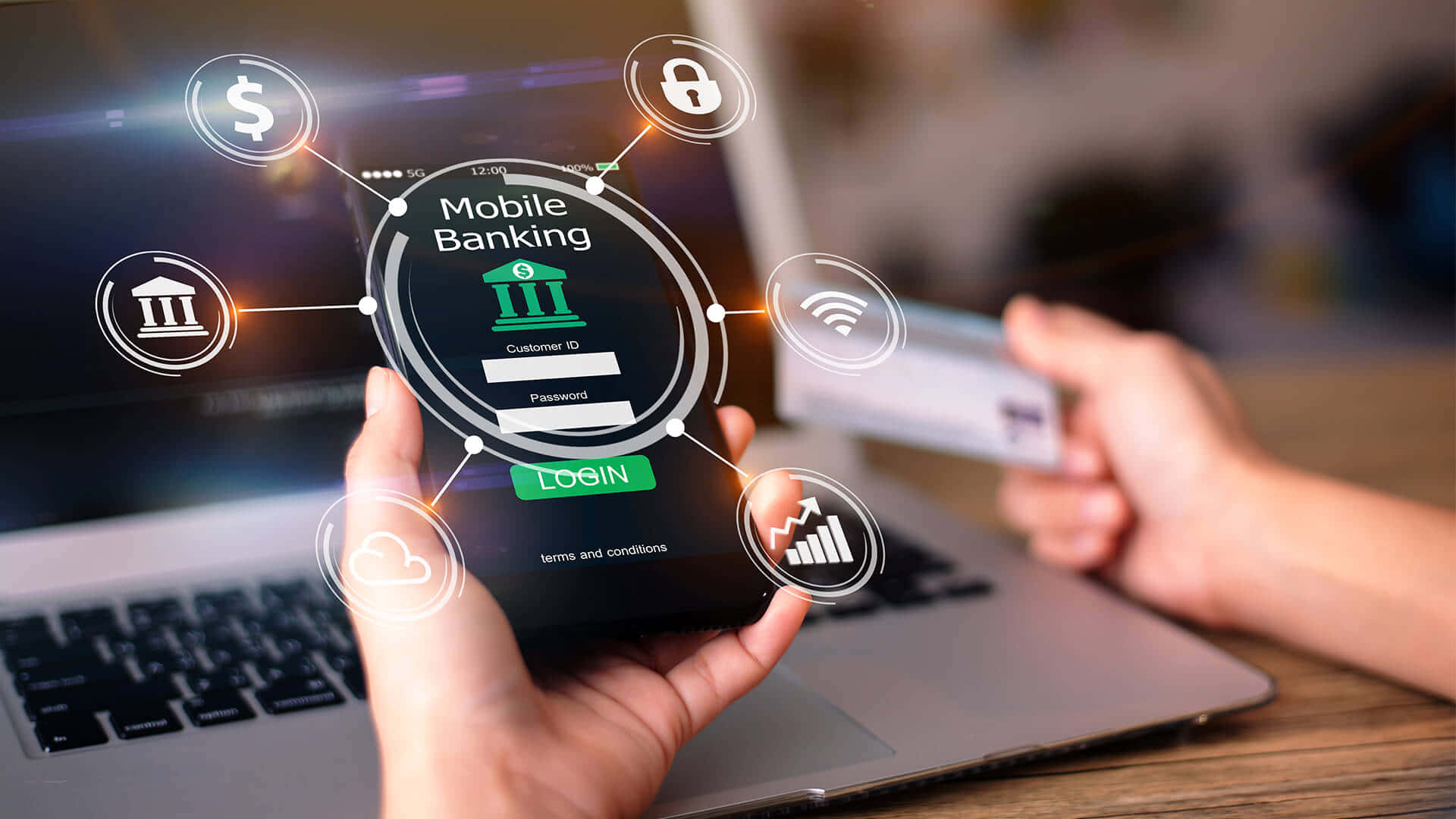 Mobile Banking 桌布 壁紙 — 雙手握著智能手機，顯示流動銀行登入畫面，並有浮動圖示代表安全、金融和連線。