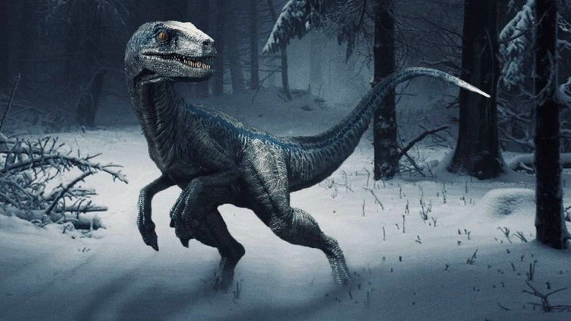 雪中威武恐龍漫步 —《侏羅紀世界：統霸天下》場景 壁紙 — 一隻迅猛龍恐龍在白雪覆蓋的森林中潛行，樹木結霜，燈光呈柔和的藍色。
