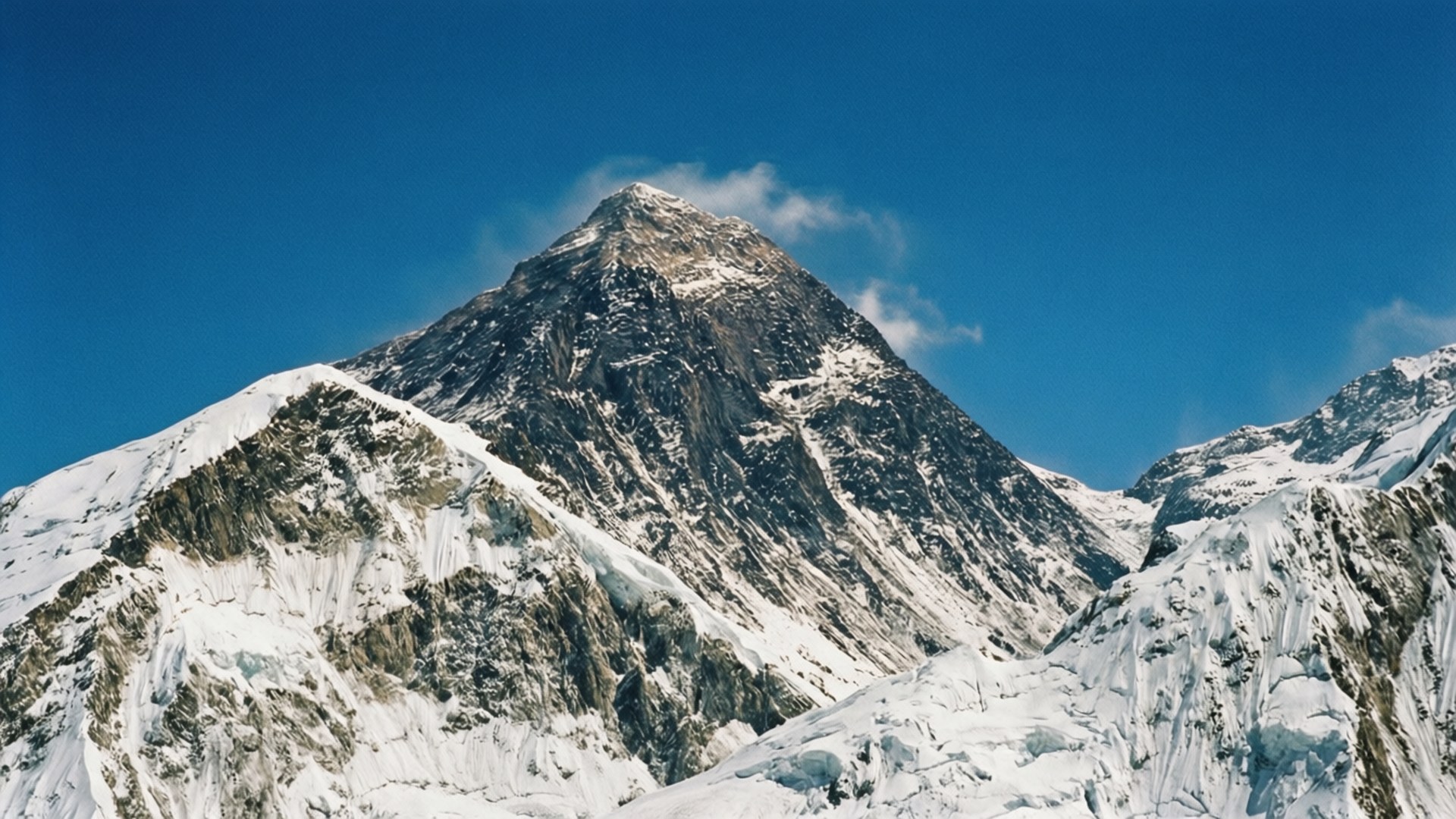 雪峰藍天 壁紙