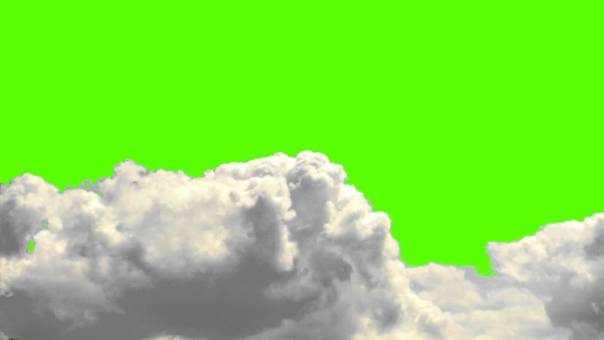 白雲在綠色屏幕背景上移動。