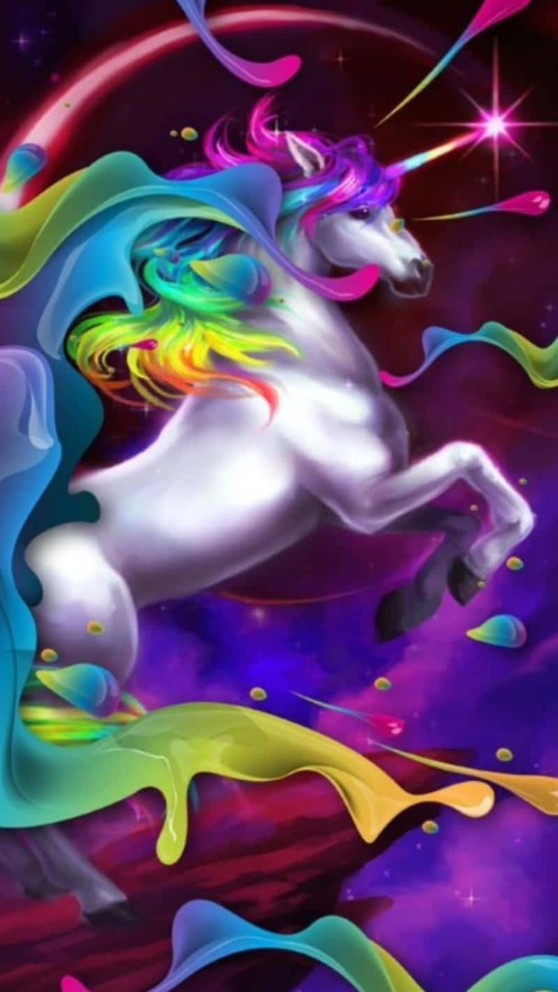 一隻擁有彩虹鬃毛的獨角獸，在色彩繽紛的宇宙場景中奔騰，周圍有星星。