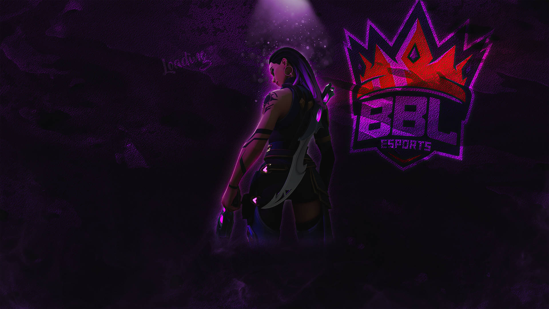 在暗紫色燈光下，BBL Esports標誌旁的女遊戲角色。