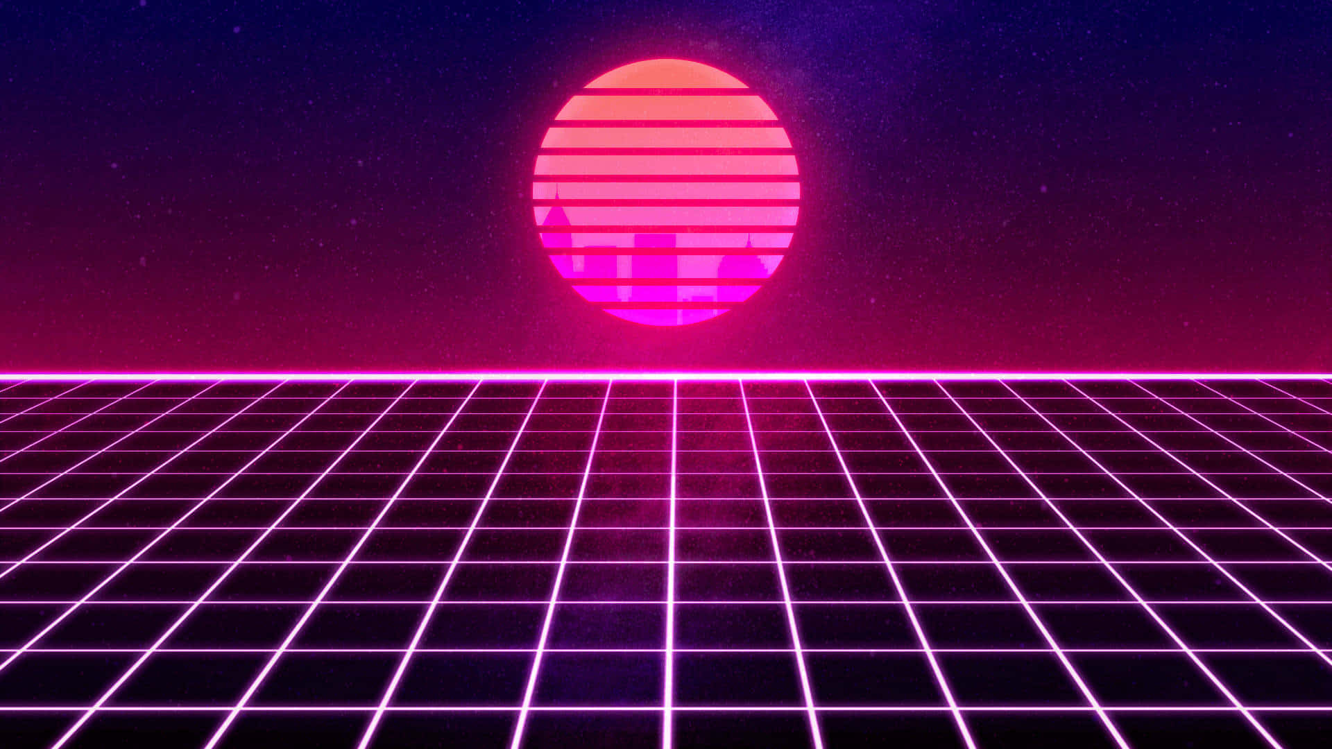80s Retro 桌布 壁紙 — 霓虹網格地板延伸向在繁星點點的紫色天空下，未來城市天際線上方閃耀的粉紅色日落。