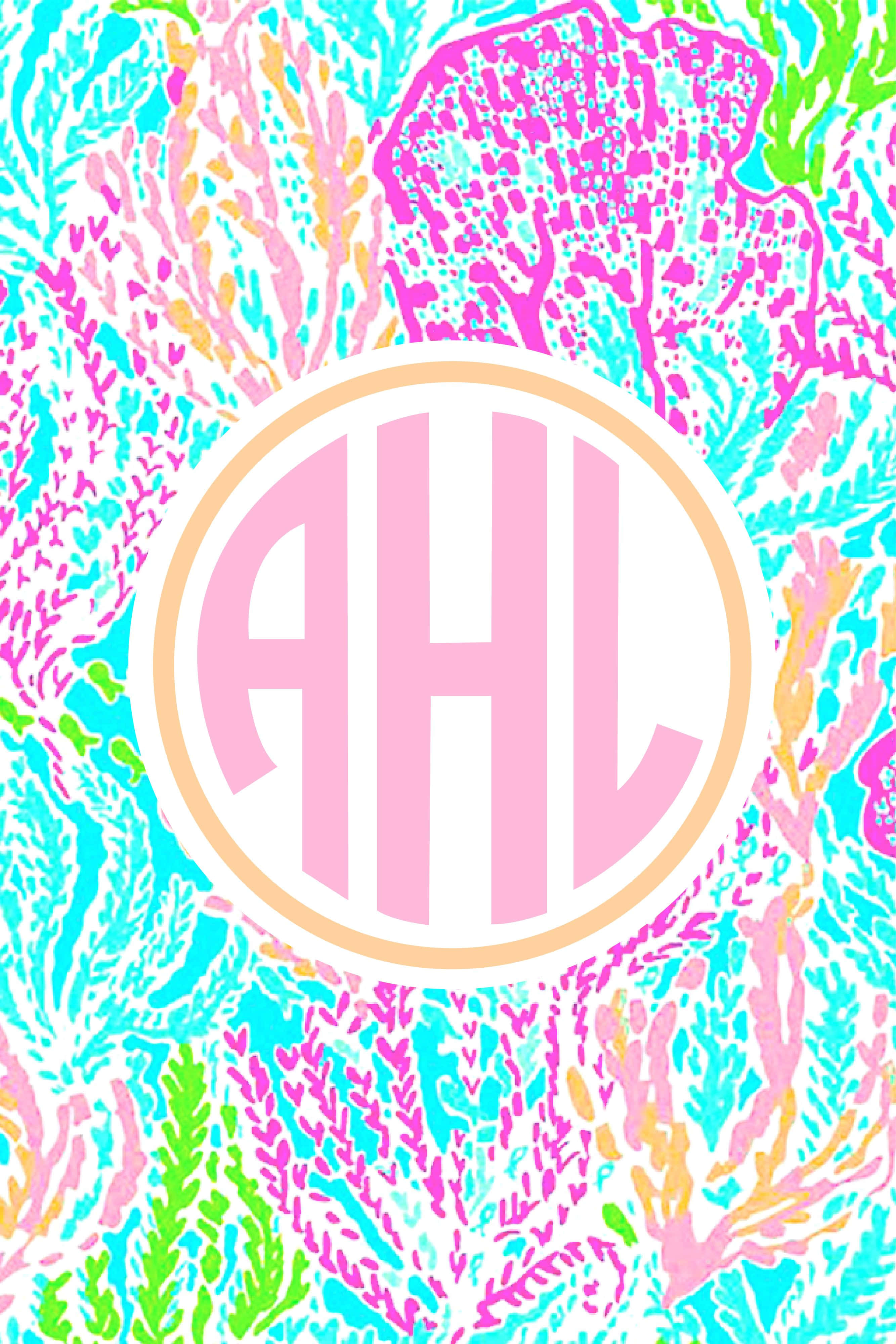 靈感來自Lilly Pulitzer的花卉背景 壁紙 — 充滿活力的珊瑚礁圖案壁紙，圓圈內有粉紅色字母組合縮寫。