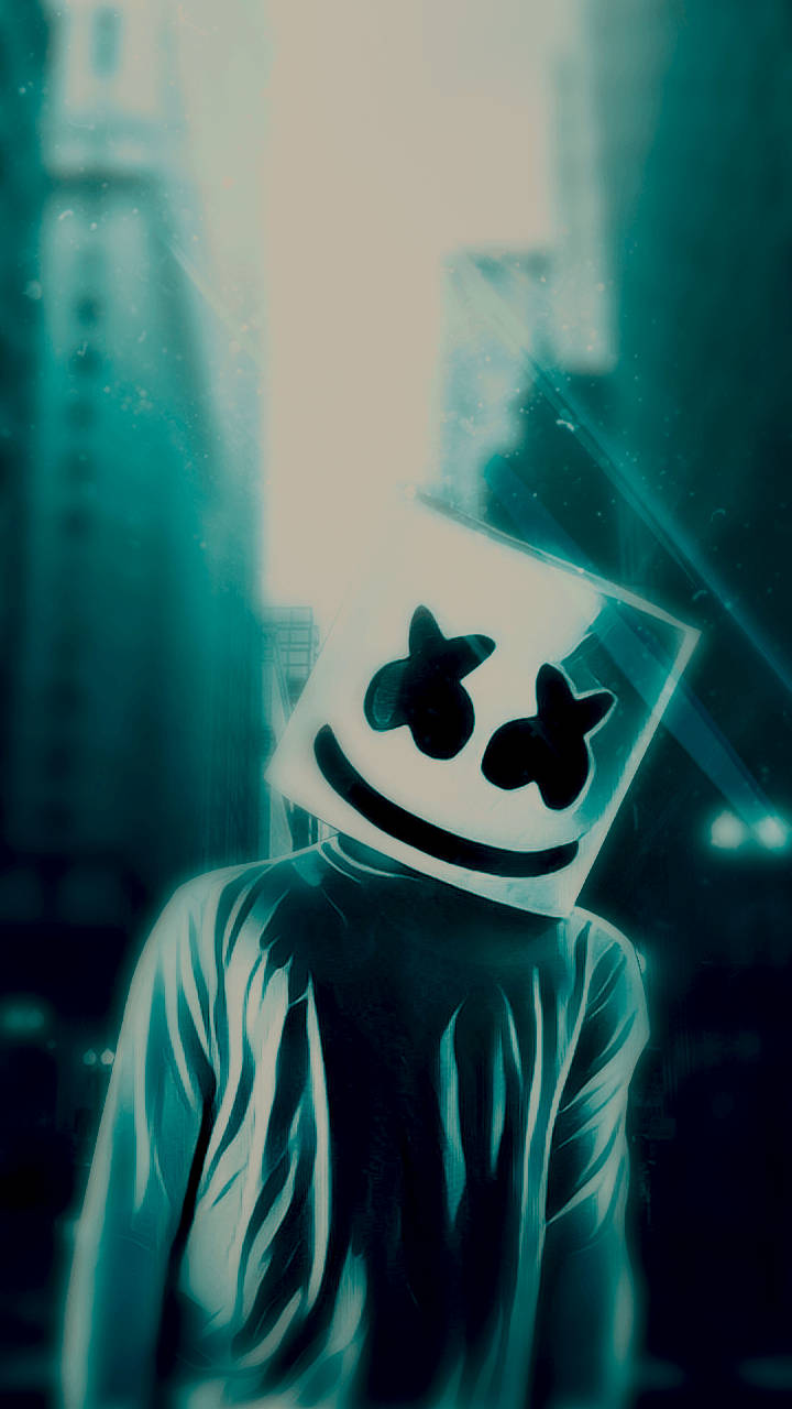 青綠色照明 Marshmello iPhone 壁紙 — 一個戴著發光白色棉花糖頭盔的人物，站在朦朧的藍綠色城市小巷中，光線穿透而過。