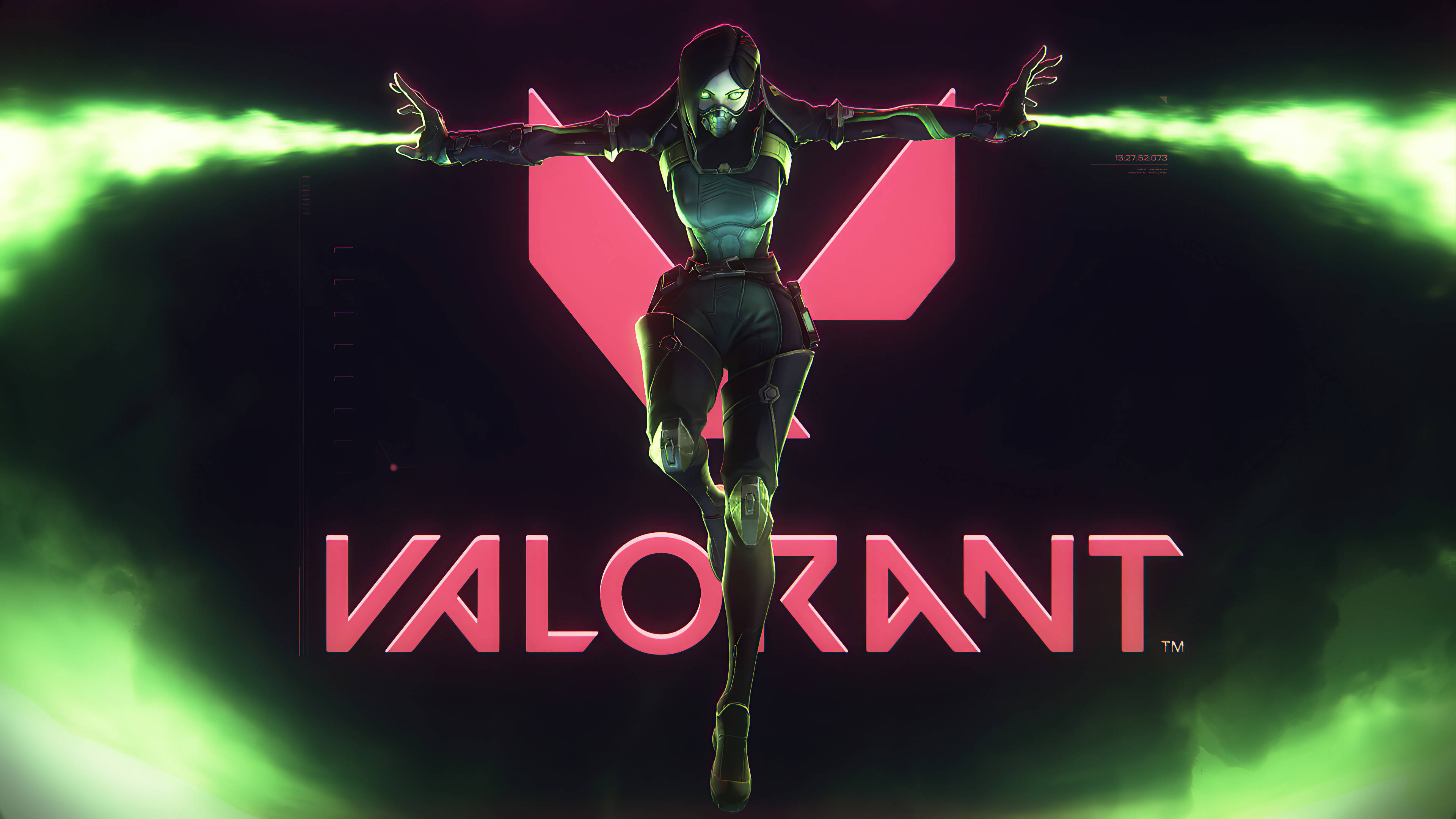 飛行毒蛇 Valorant 4K 壁紙 — 一名戴著面具的女性特工身穿戰術裝備向前躍進，伸出的雙手爆發出發光的綠色能量光束，背景為深色，帶有粉紅色的Valorant標誌。