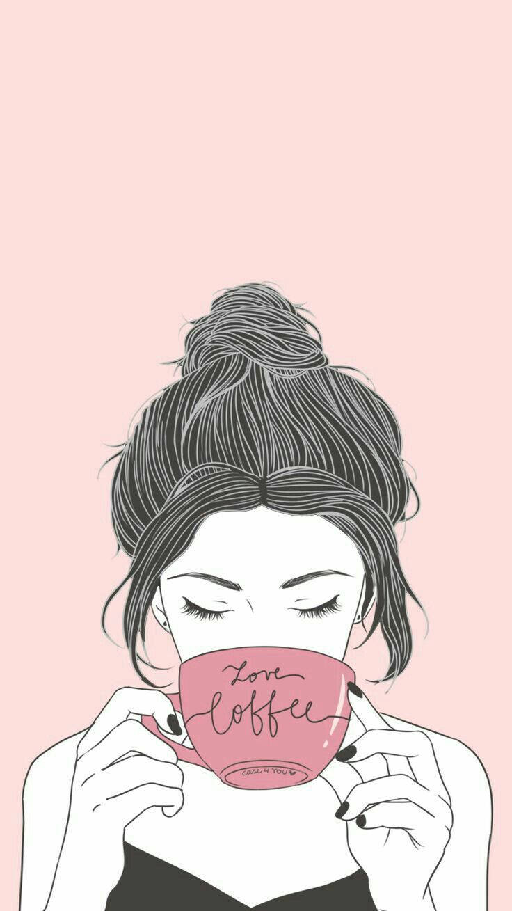 飲咖啡少女插畫 壁紙 — 一位女士閉著眼睛，從一個寫著 love coffee 的粉紅色杯子裡啜飲，背景是柔和的粉紅色。